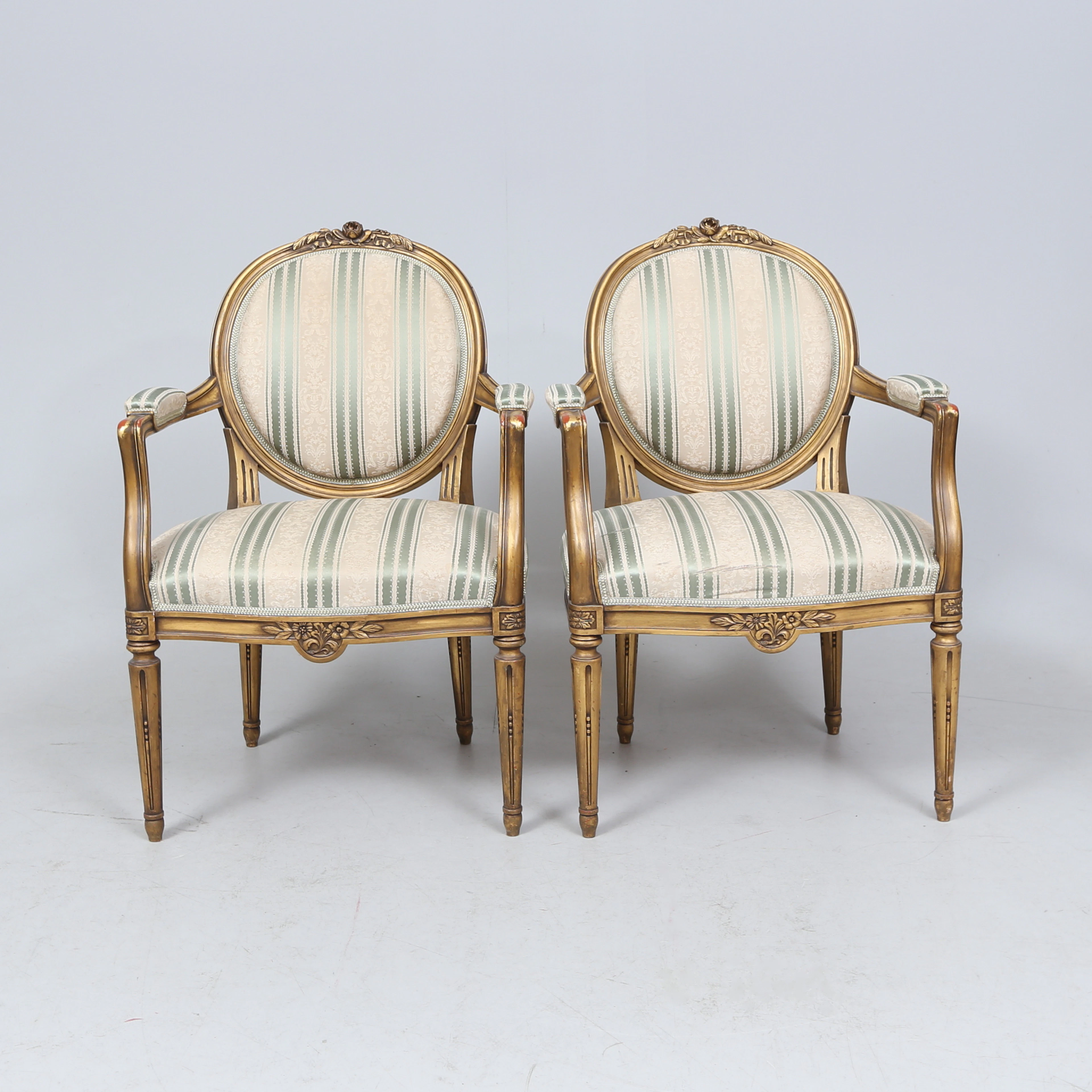 KARMSTOLAR, 1 par, gustaviansk stil, 1900-tal.