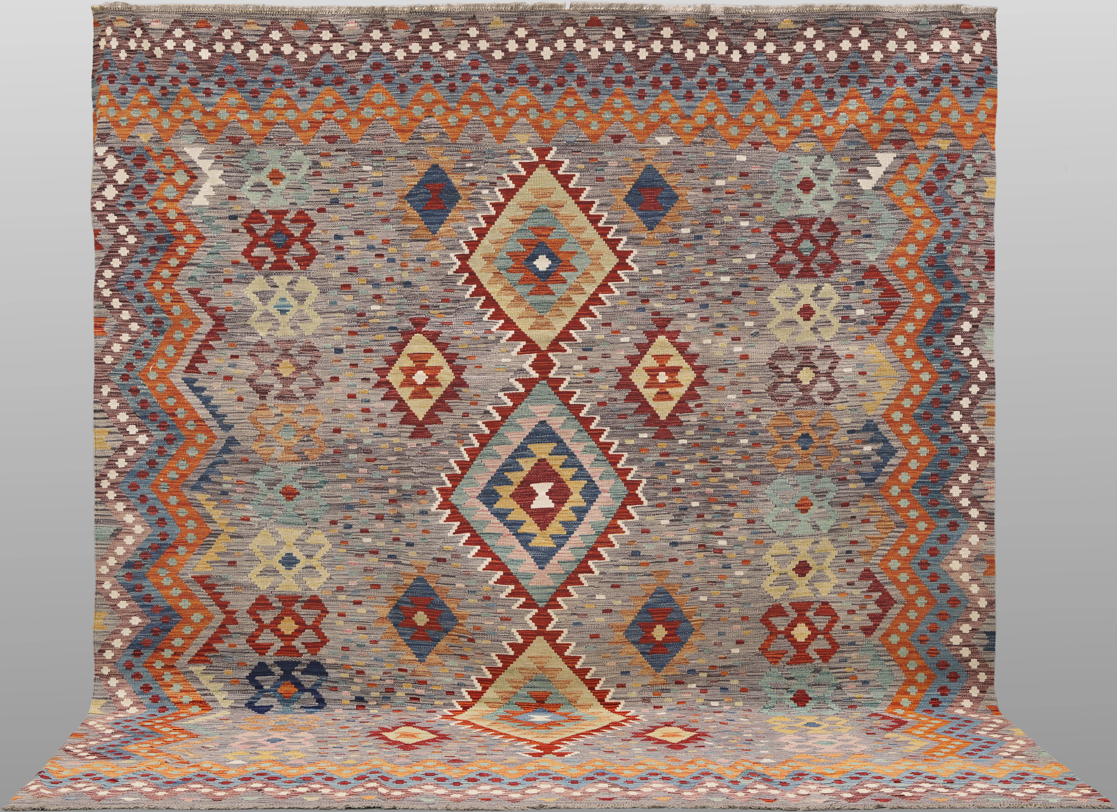 ORIENTMATTA. Kelim klassisk design, 300 x 244 cm.