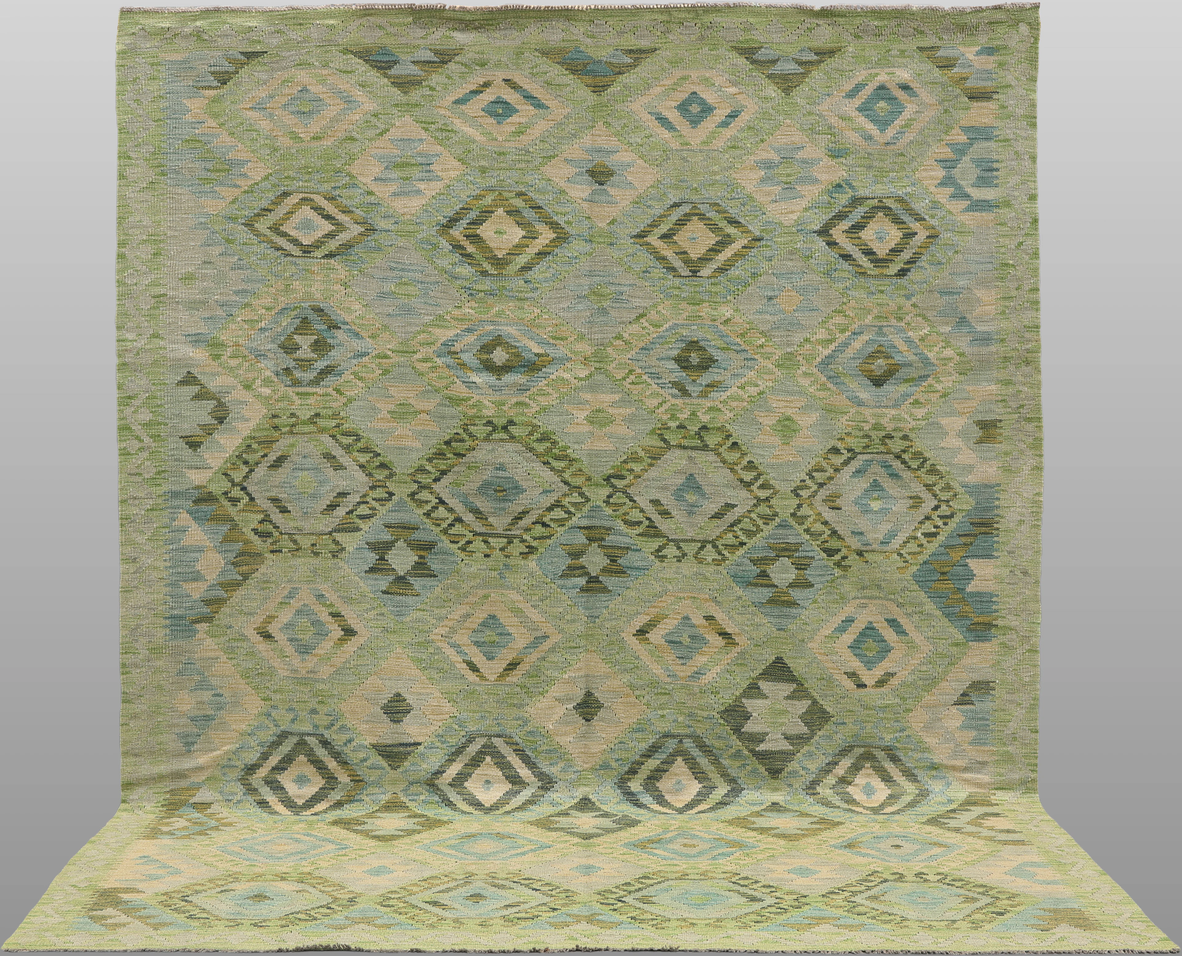 ORIENTMATTA. Kelim klassisk design, 292 x 215 cm.
