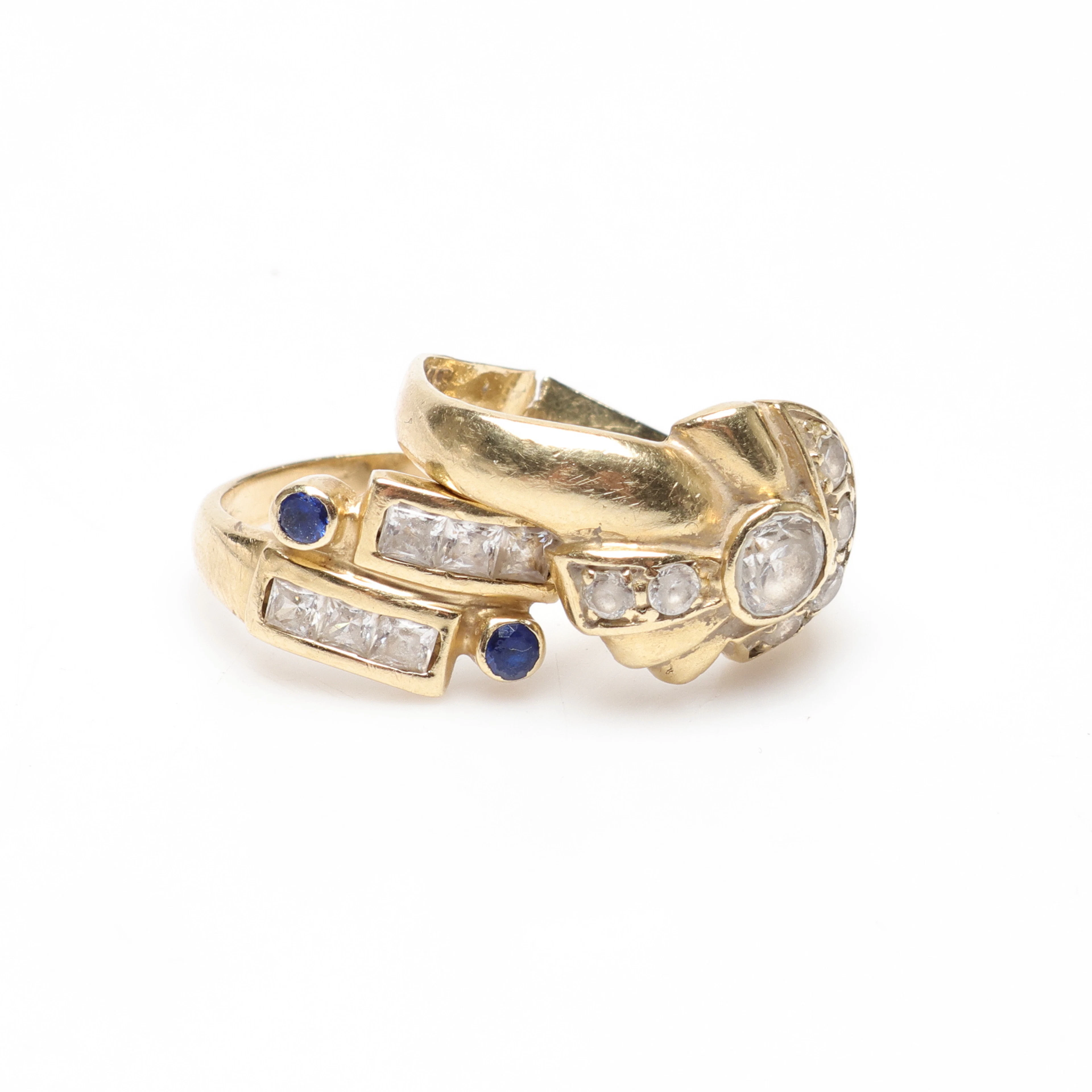2 RINGAR/SKROT, 14K, Guld, vikt cirka 6,2 gram.