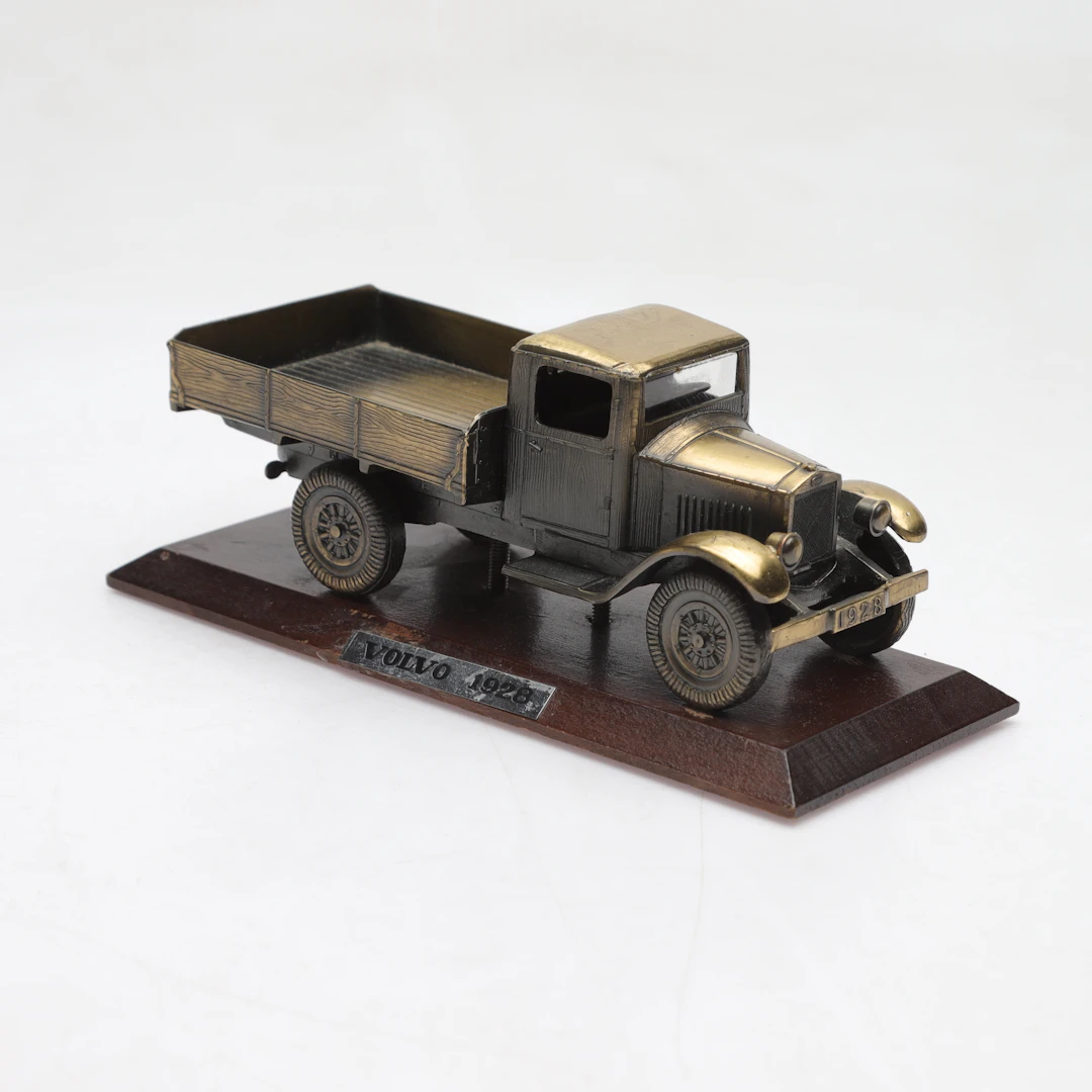 MODELLBIL, Brons, Volvo LV 40 1928 modell, AB Volvo, Sverige.