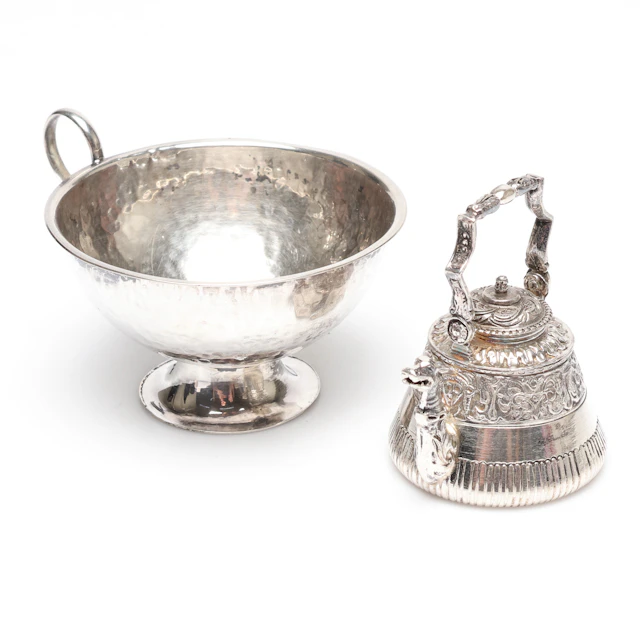 SUPKOPP samt MINIATYRKANNA, silver, totalvikt ca 84 g.