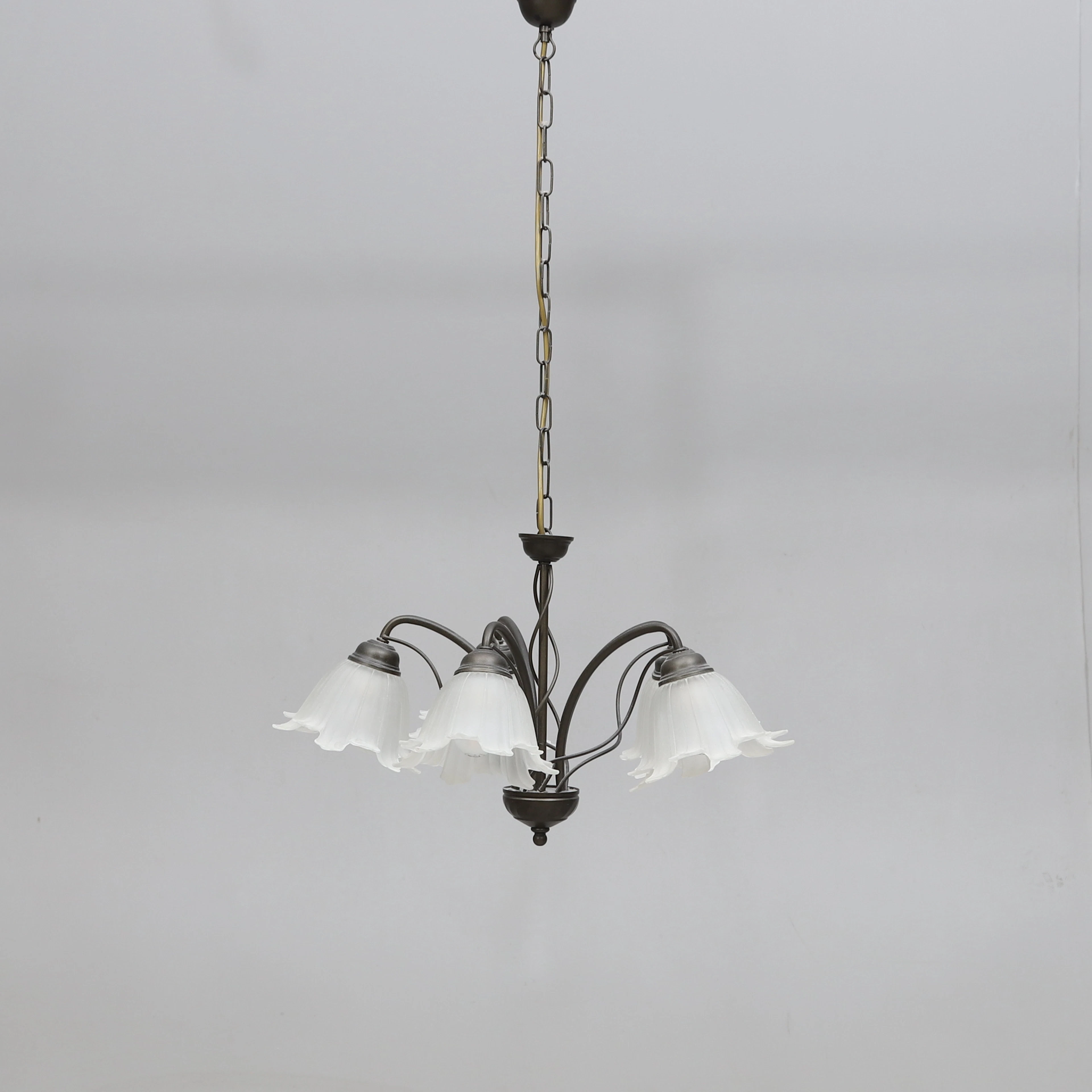 TAKLAMPA, metall/glas, 1900-talets senare del.