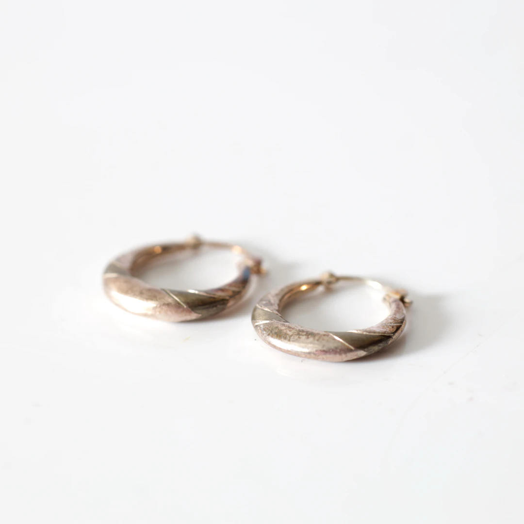 ÖRHÄNGEN, 1 par, sterlingsilver, s.k. "Creoler". Totalvikt ca 1,9 gram.