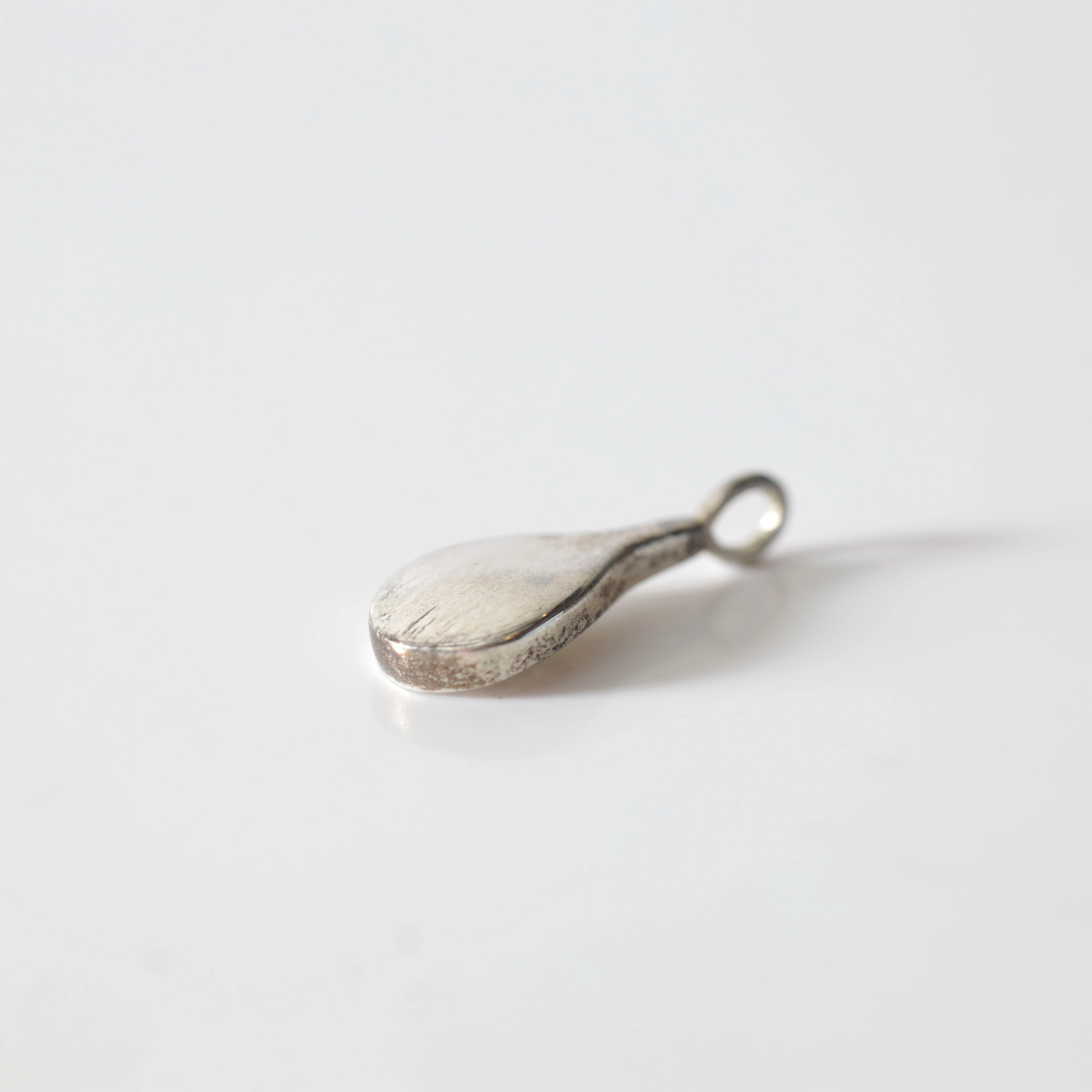 EFVA ATTLING. hänge, sterlingsilver, 2000. Totalvikt ca 2,4 gram.