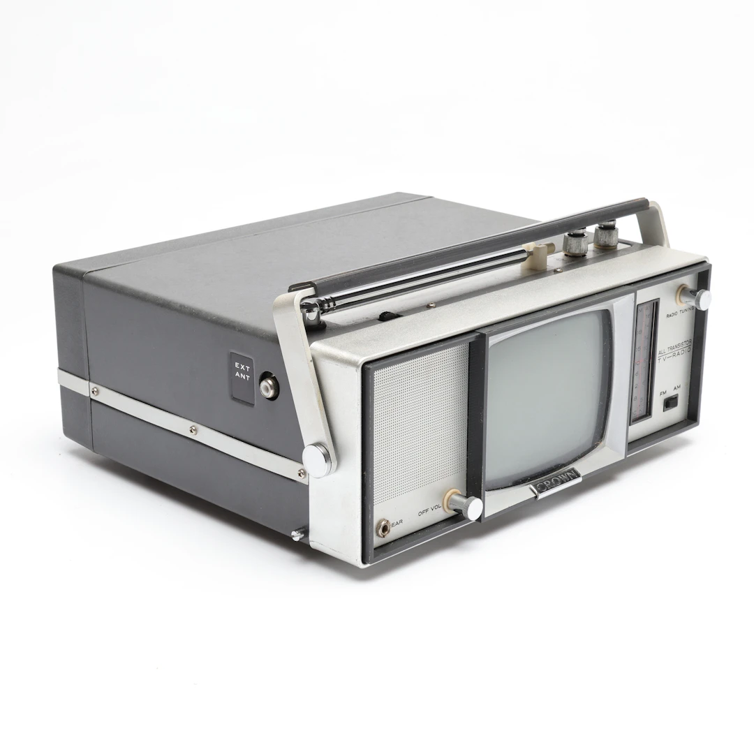 TV/RADIO, Crown, 1900-talets senare del.