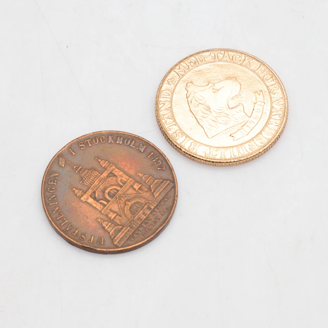 MINNESMYNT, 2 st, "Regalskeppet Wasa, 1960" & "Utställningen Stockholm 1897".