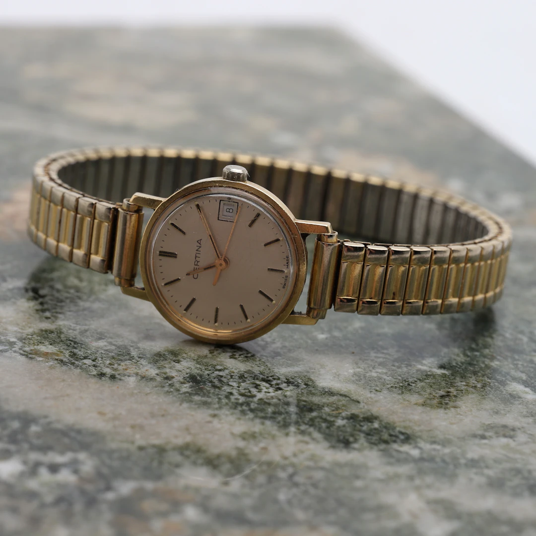 ARMBANDSUR, 18K, Certina.