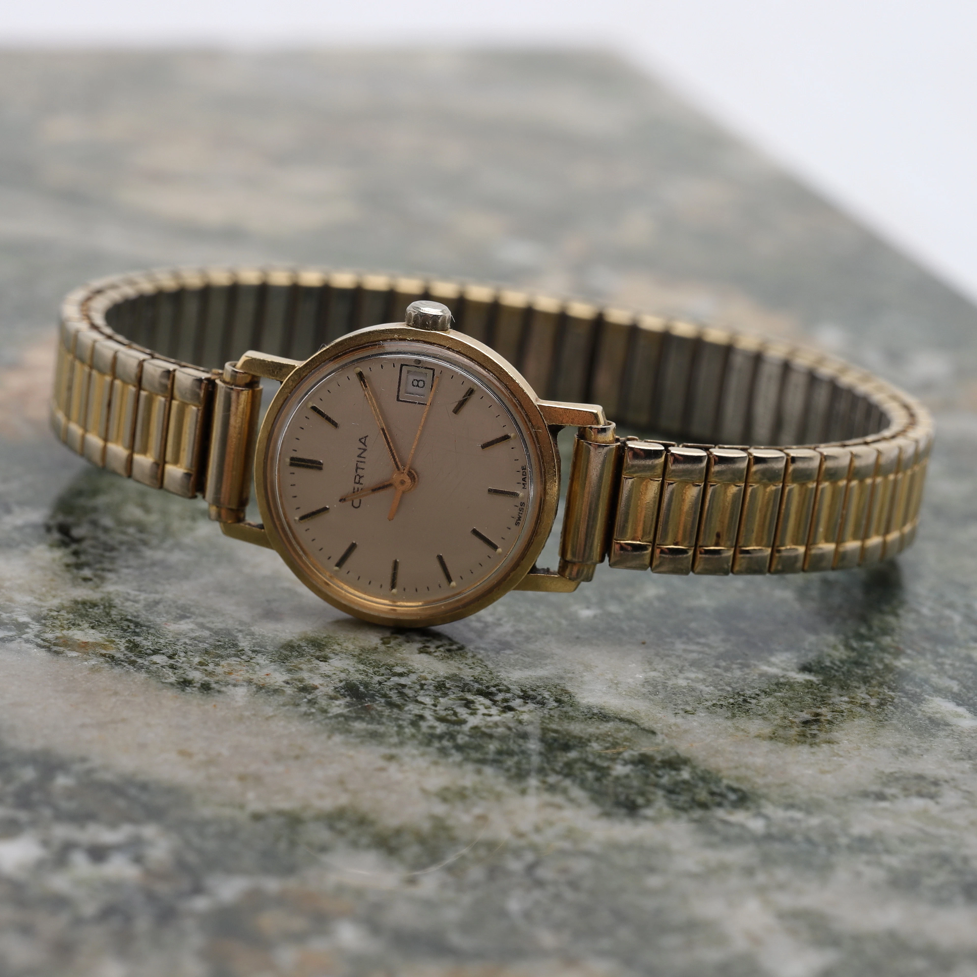 ARMBANDSUR, 18K, Certina.