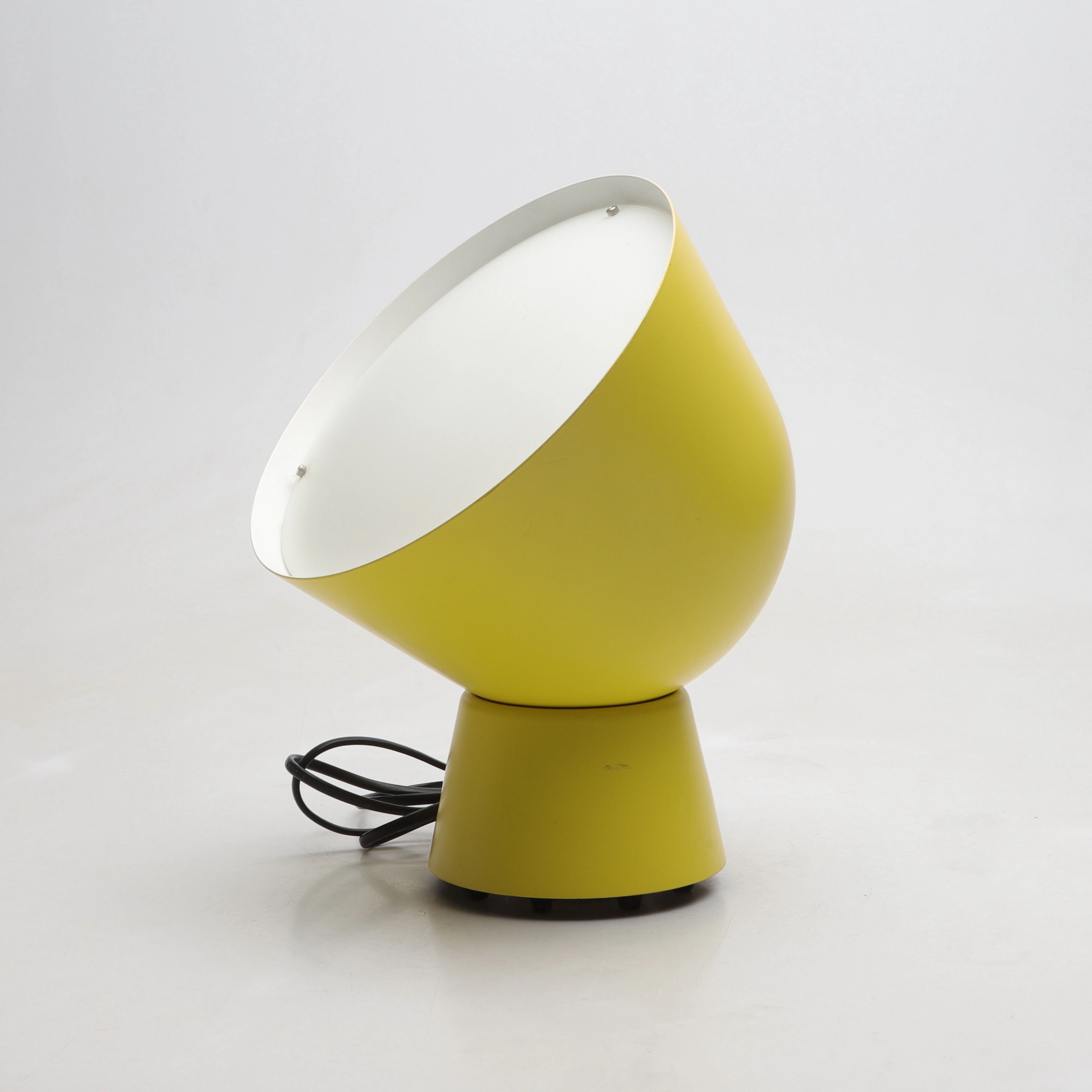 OLA WIHLBORG. Bordslampa, metall och plast, PS 2017, Ikea.