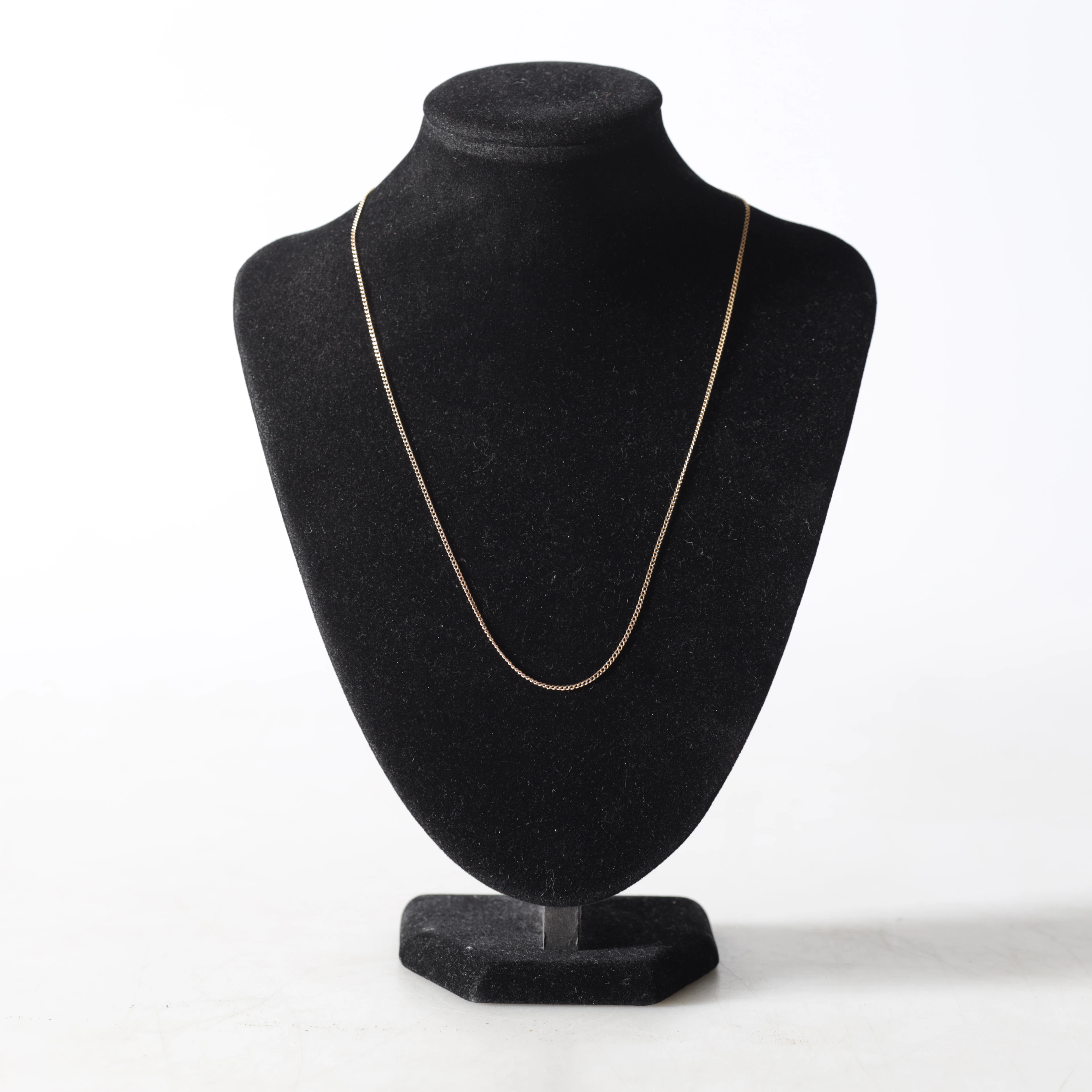 COLLIER, 18K guld, pansarlänk. Totalvikt ca 3,2 gram.