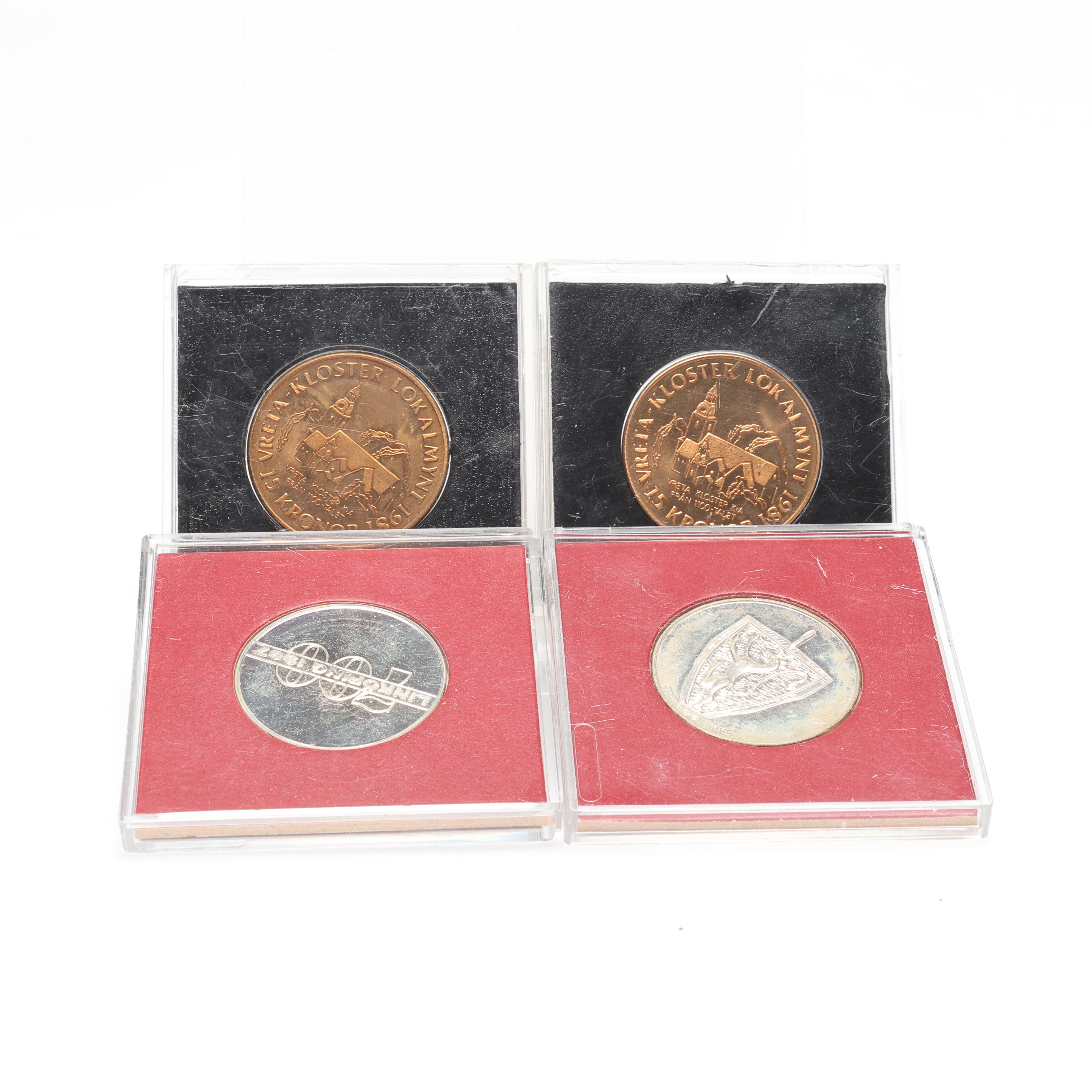 MYNT, 4 st, bl.a. silver.
