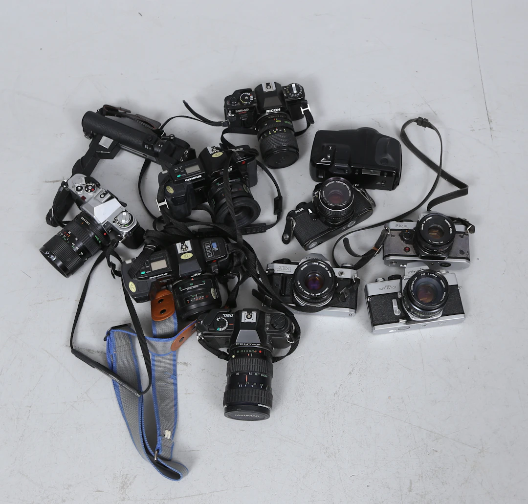 KAMEROR, bl.a. Ricoh, Canon, Pentax.