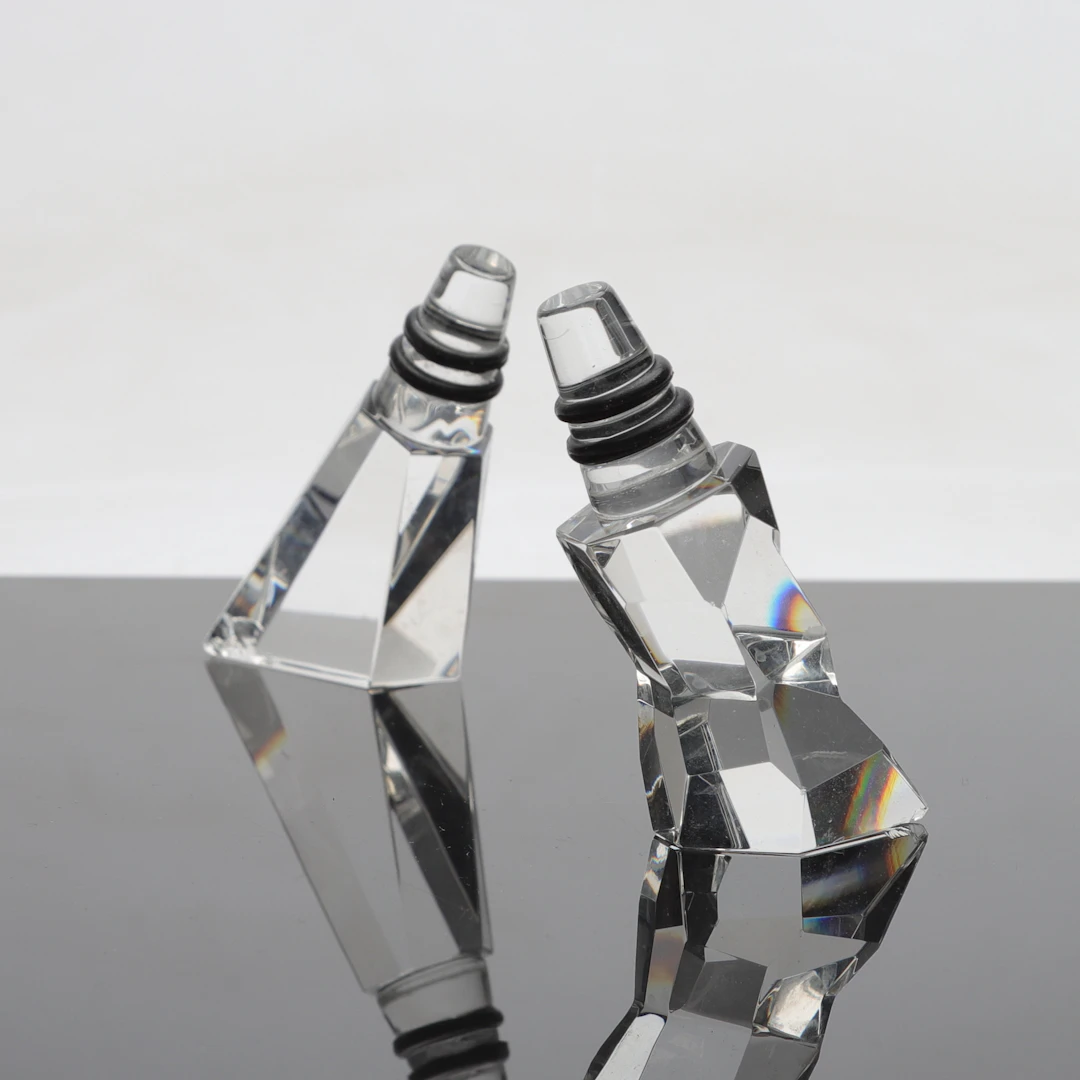 LENA BERGSTRÖM. Flaskproppar, 2 st, glas, carat city stoppers, "Tokyo"