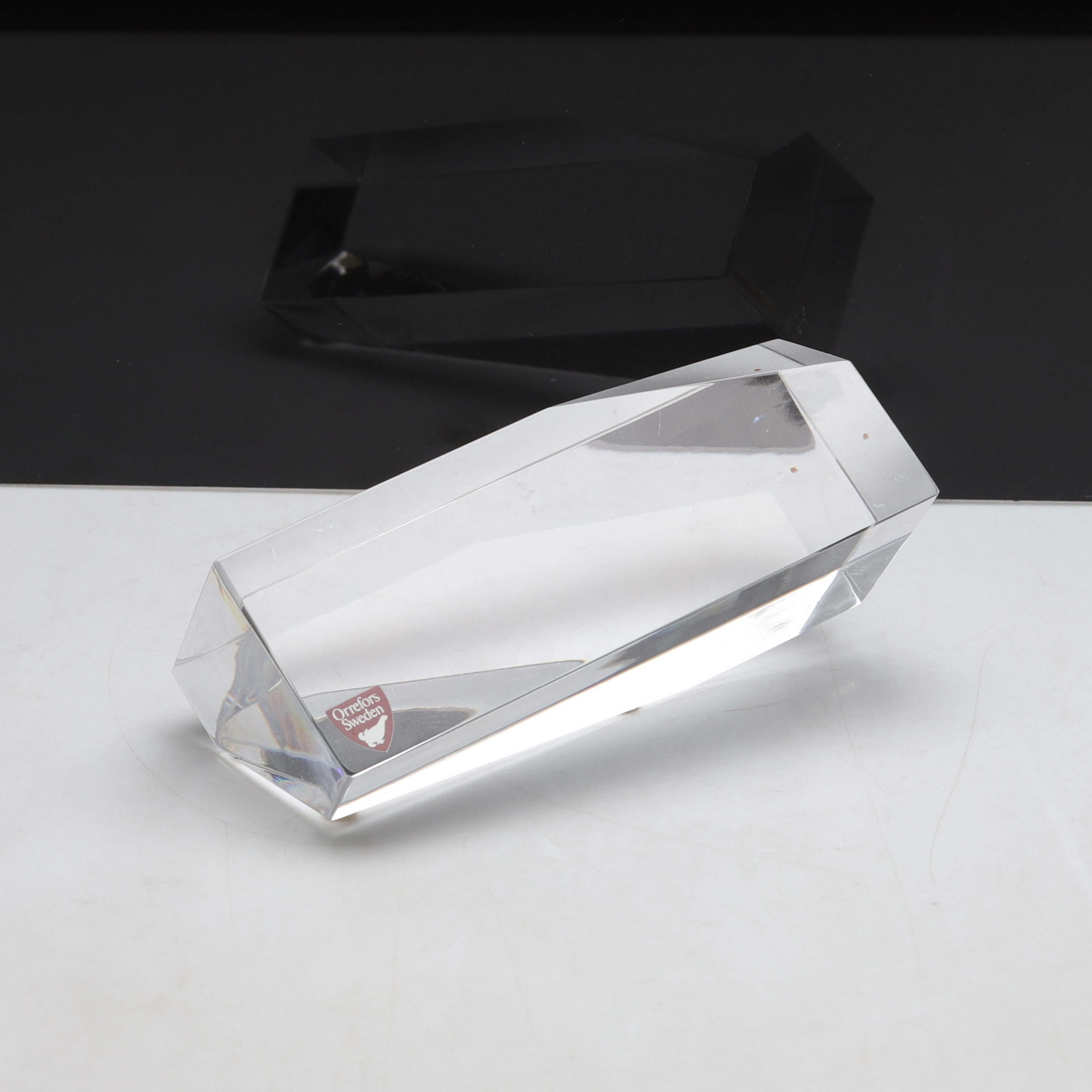 JAN JOHANSSON. Skulptur, glas, signerad Orrefors, 907170, JJ Gallery 225-85.