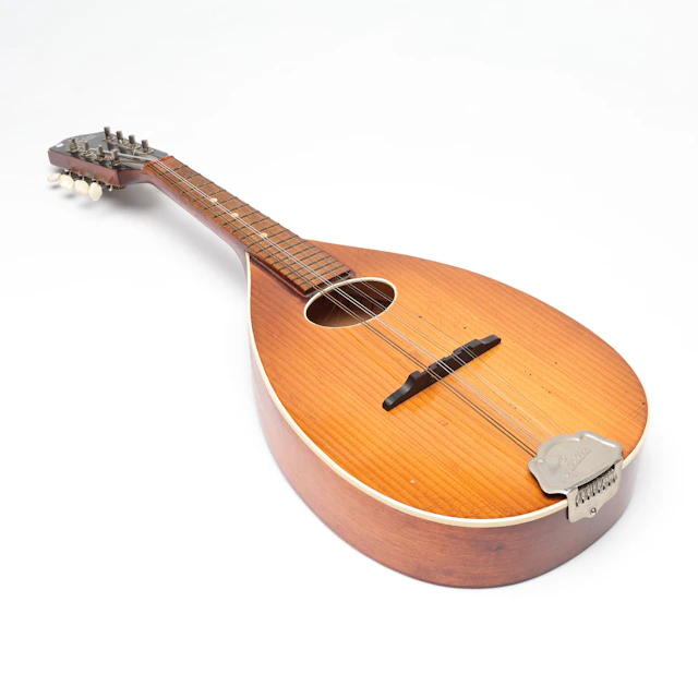 MANDOLIN, Levin, A-B Herman Carlson Levin Göteborg.