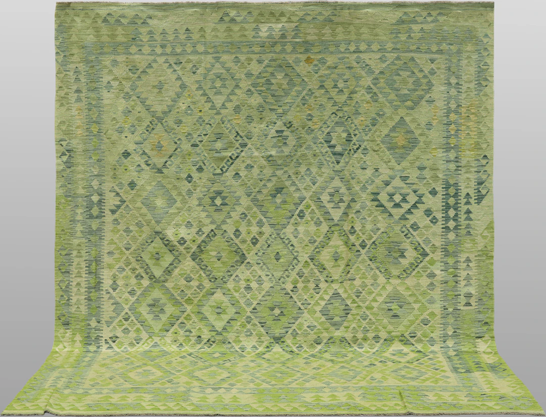 ORIENTMATTA. Kelim klassisk design, 296 x 258 cm.