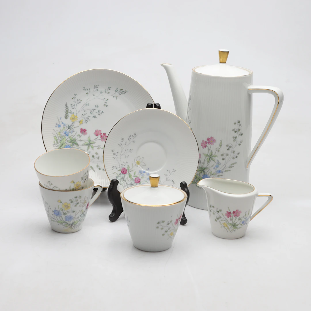 KAFFESERVIS, ca 34 delar, porslin, "Monika", Seltmann Weiden, Bavaria