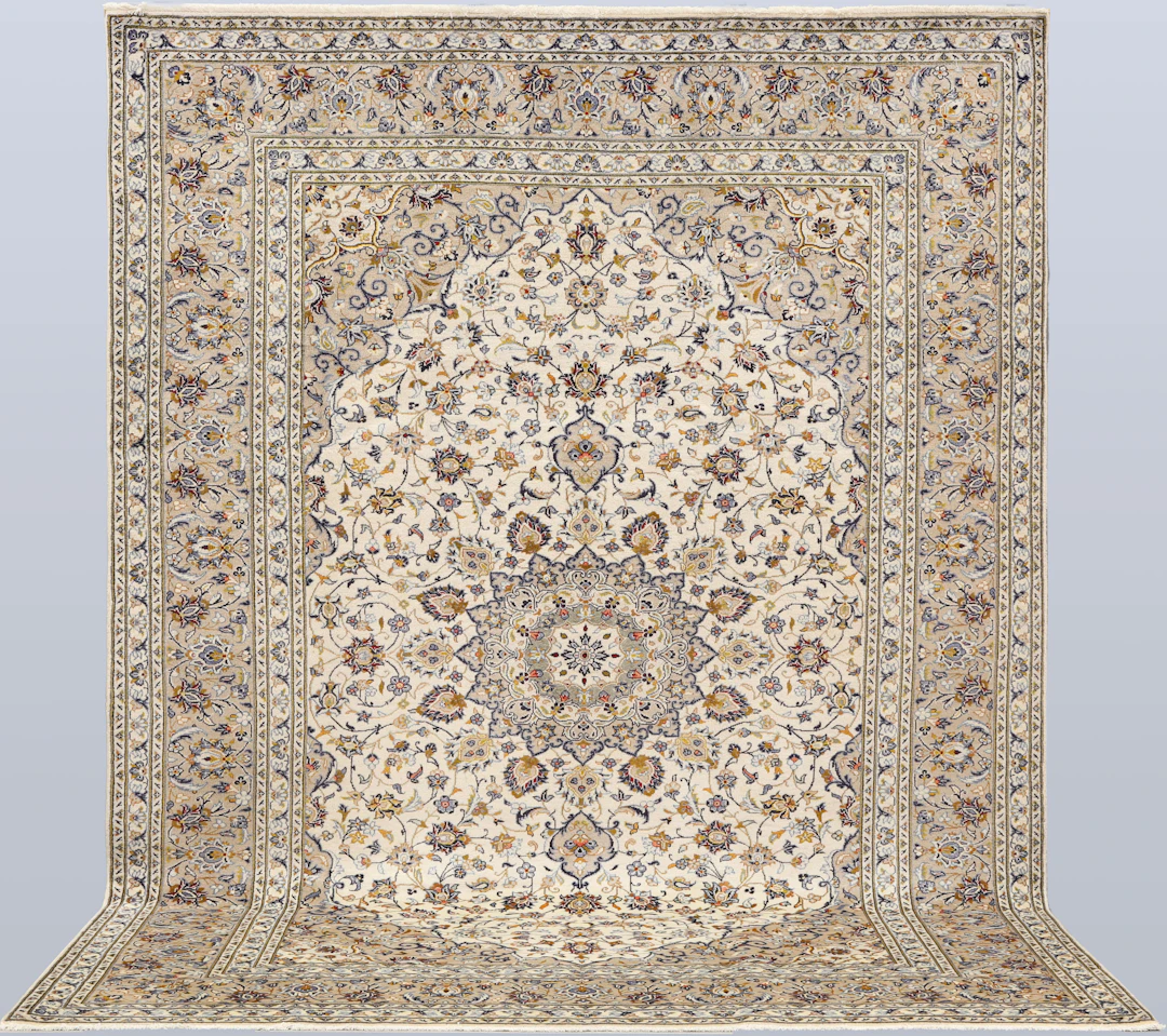 ORIENTMATTA. Ljus Keshan, 333 x 202 cm.
