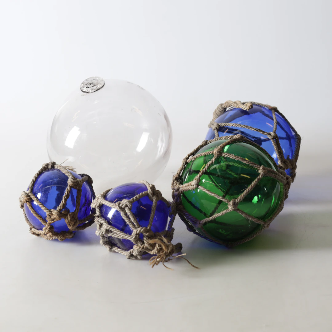 FLÖTEN, 5 st. Glas, 1900-tal.