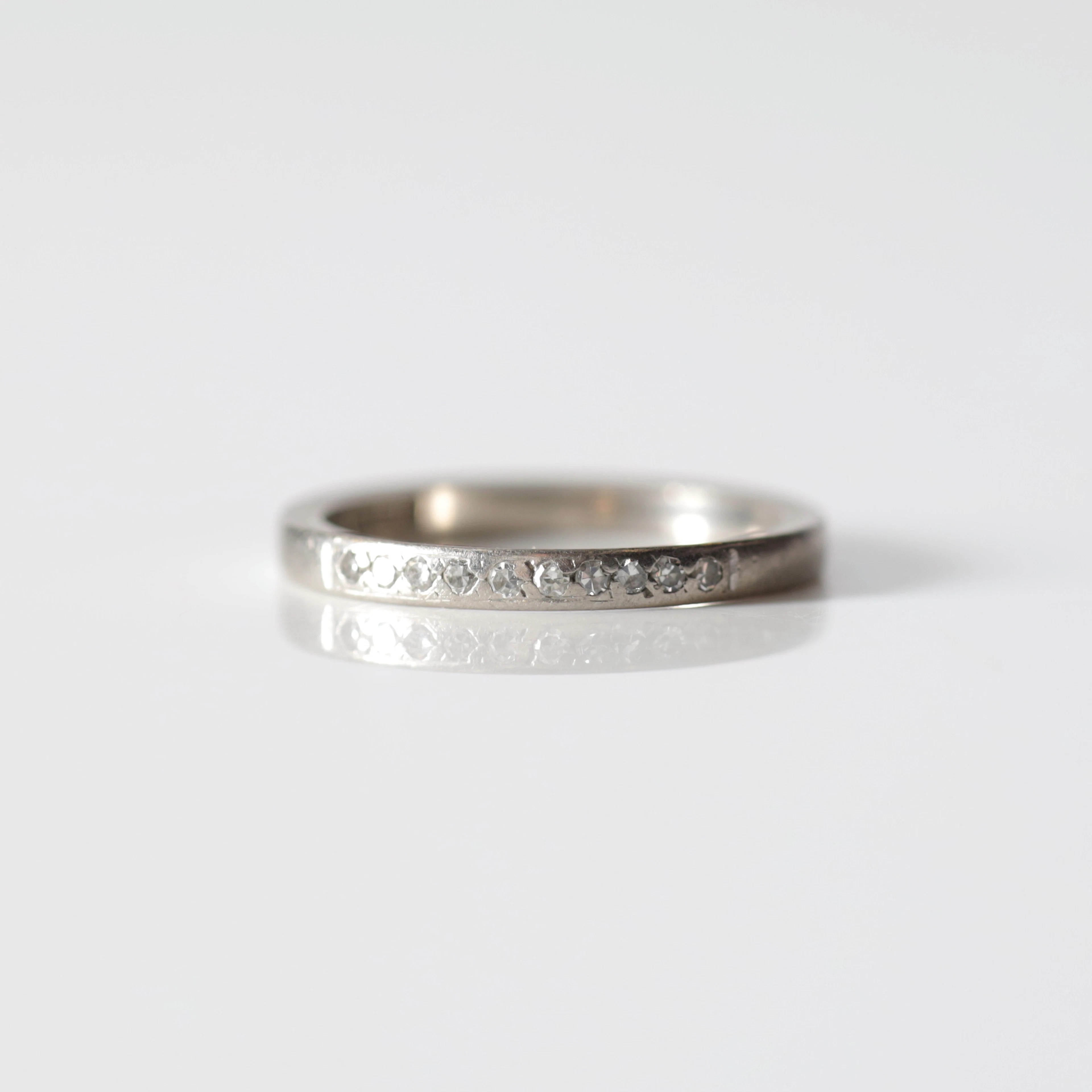 ALLIANSRING, 18K vitguld, K.G. Markströms Guldsmeds. A.B., Uppsala