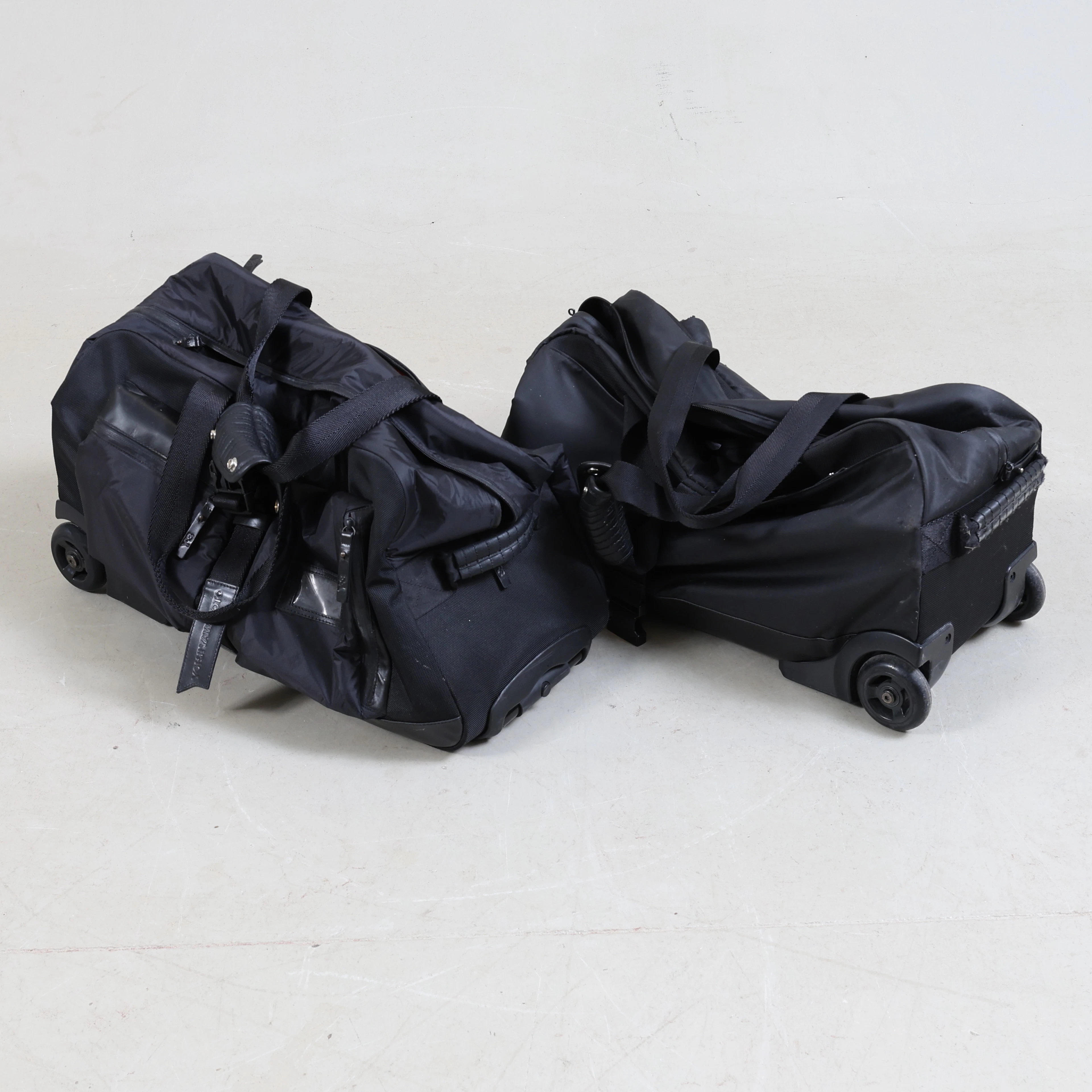 YOHJI YAMAMOTO. Väskor, 2 st, 1900/2000-tal.