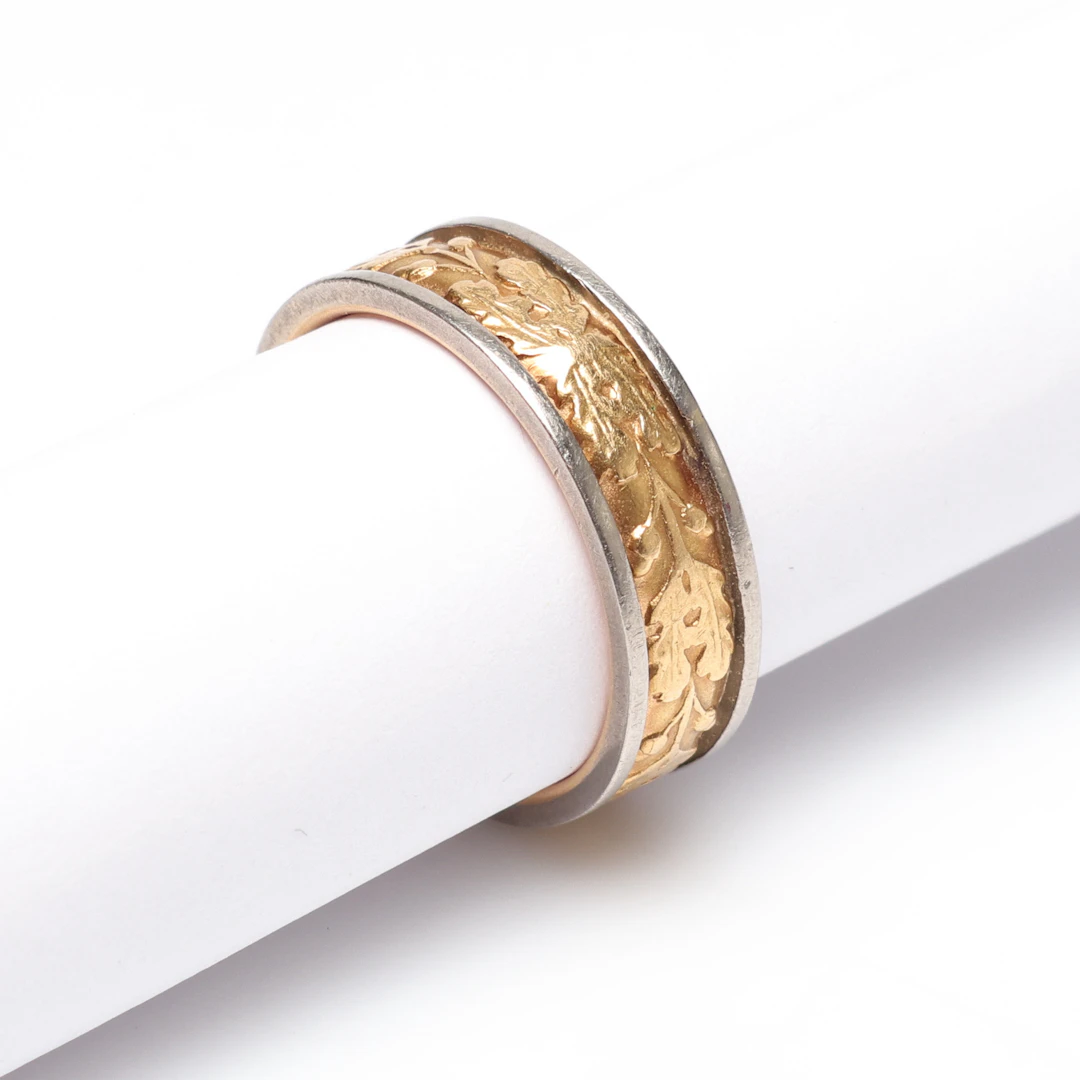 INGENJÖRSRING, 18K guld, samt sannolikt delvis stål, totalvikt ca 7.5 gram.