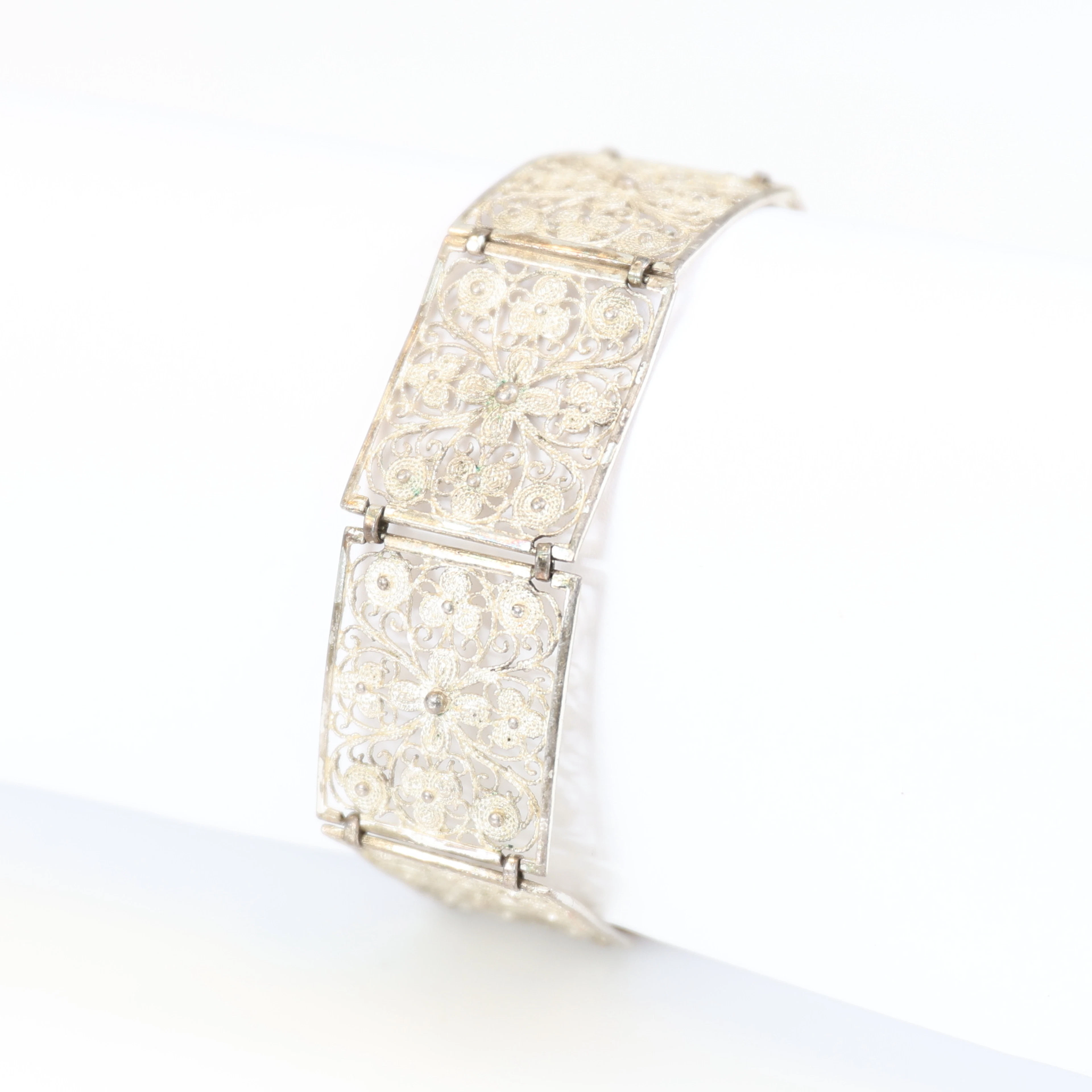 ARMBAND, silver. Totalvikt ca 14,5 gram.