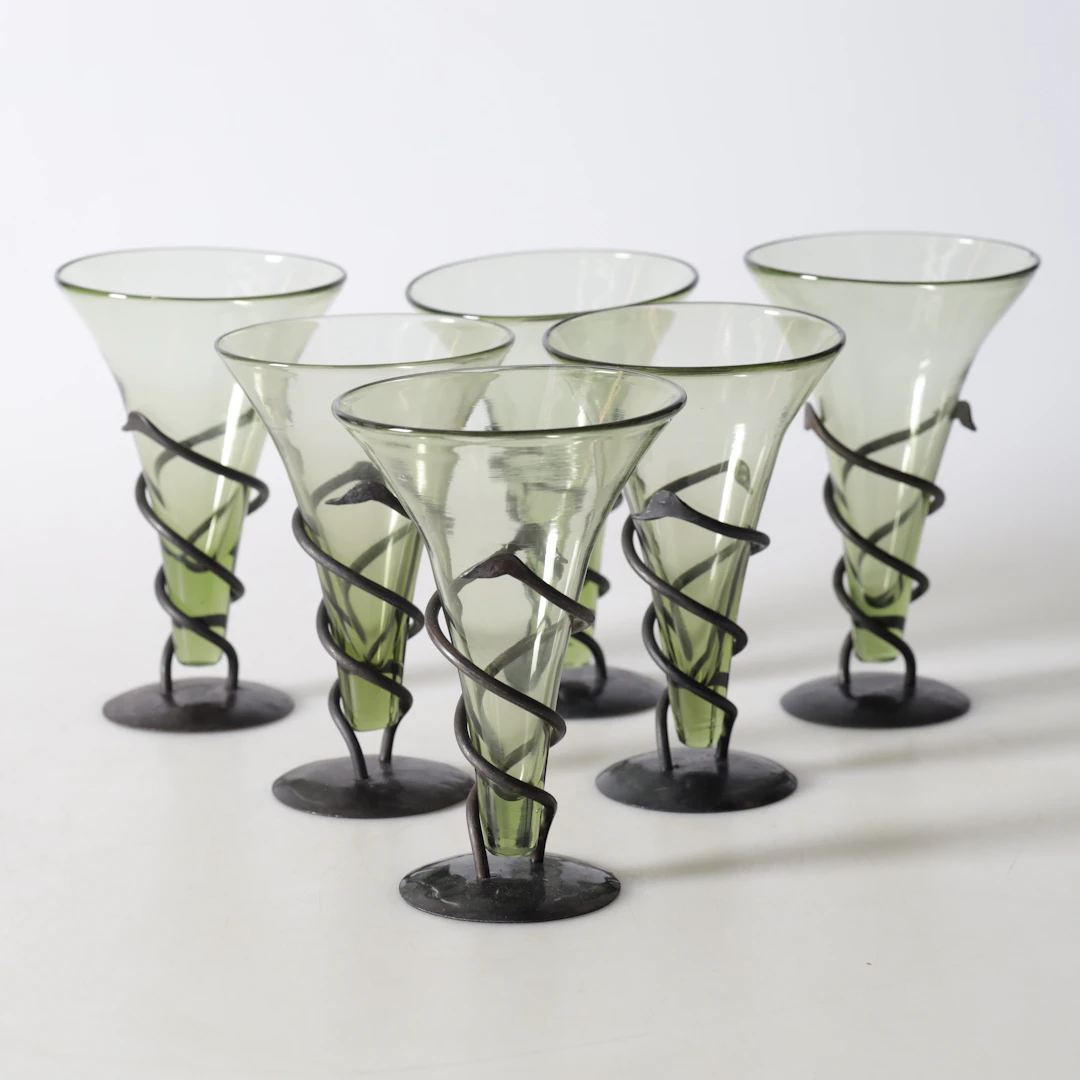 TRATTBÄGARE, 6 st, glas & smide, Nääsgränsgården, 1900-/2000-tal.