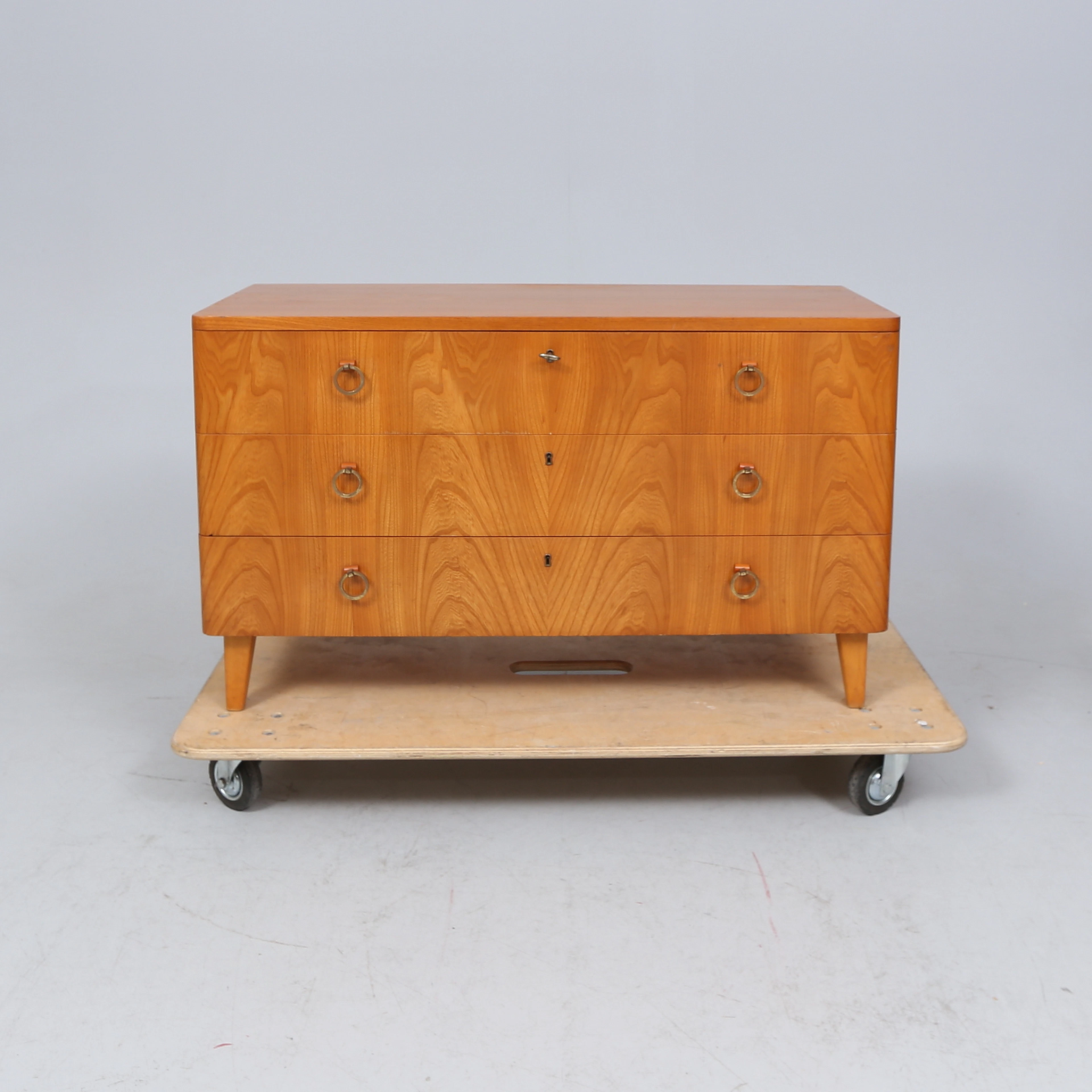 BYRÅ, swedish modern, 1940-tal, Nilsson & Johansson Möbelfabrik, Bjärnum.