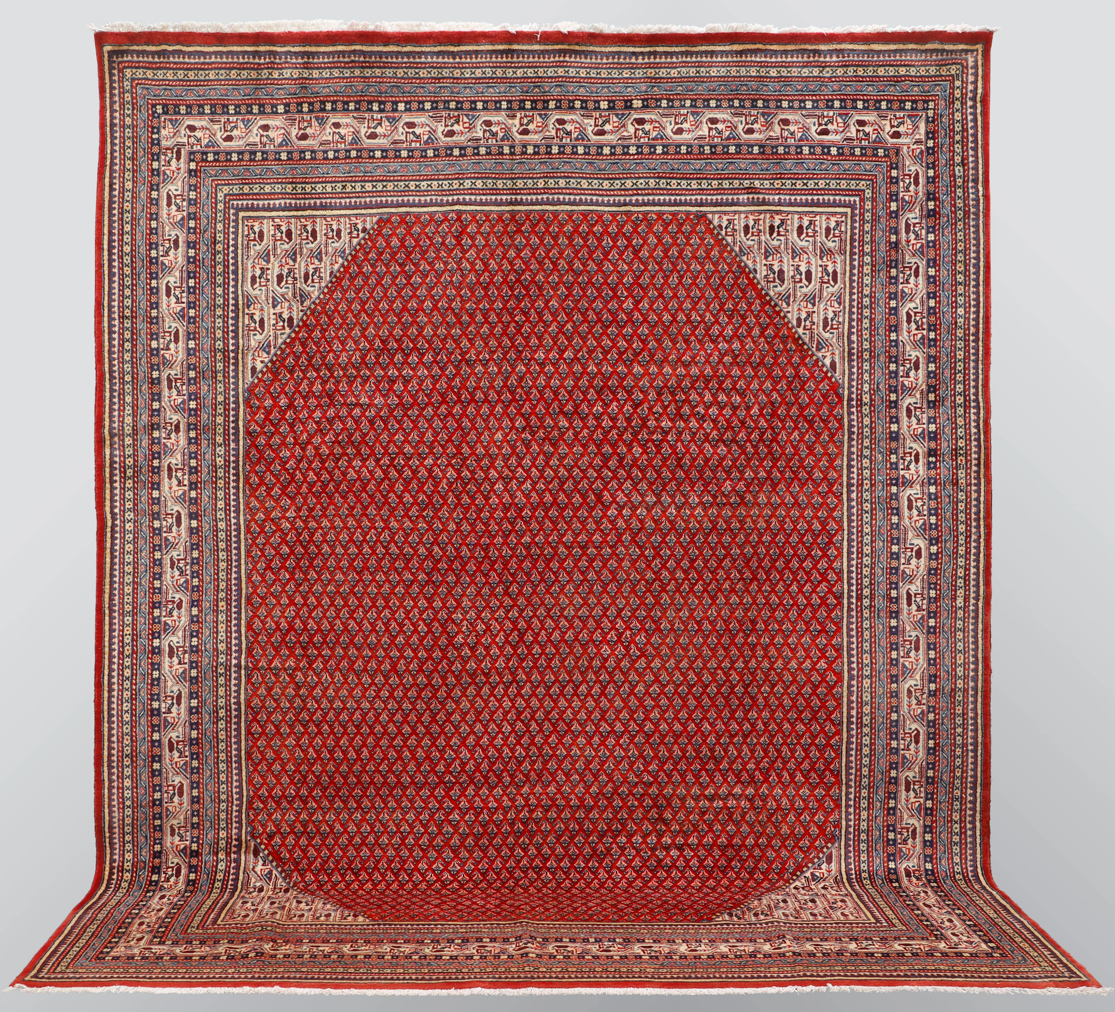 ORIENTMATTA. Saruk Mir, 391 x 300 cm.