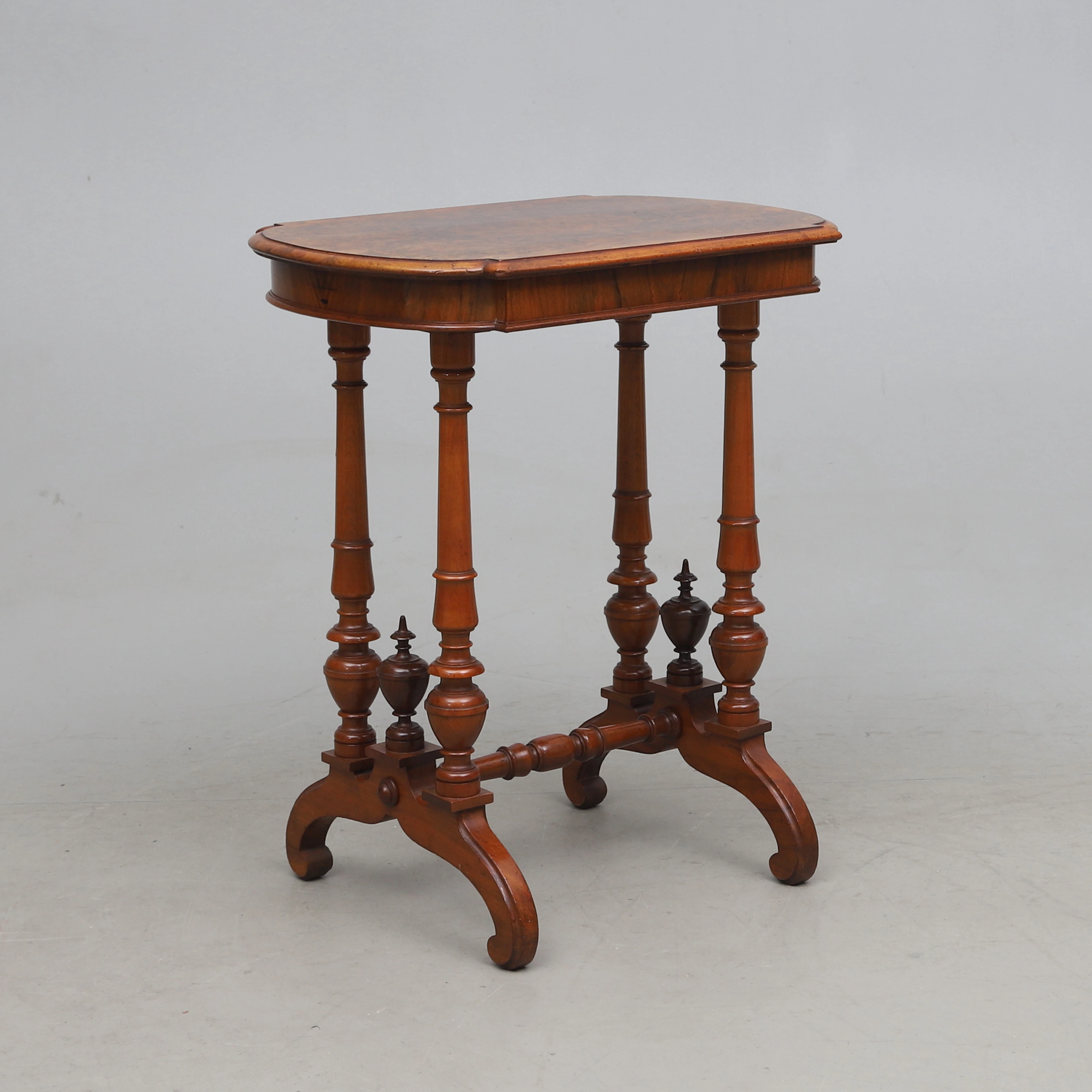BORD, nyrenässans, 1800-talets senare del.