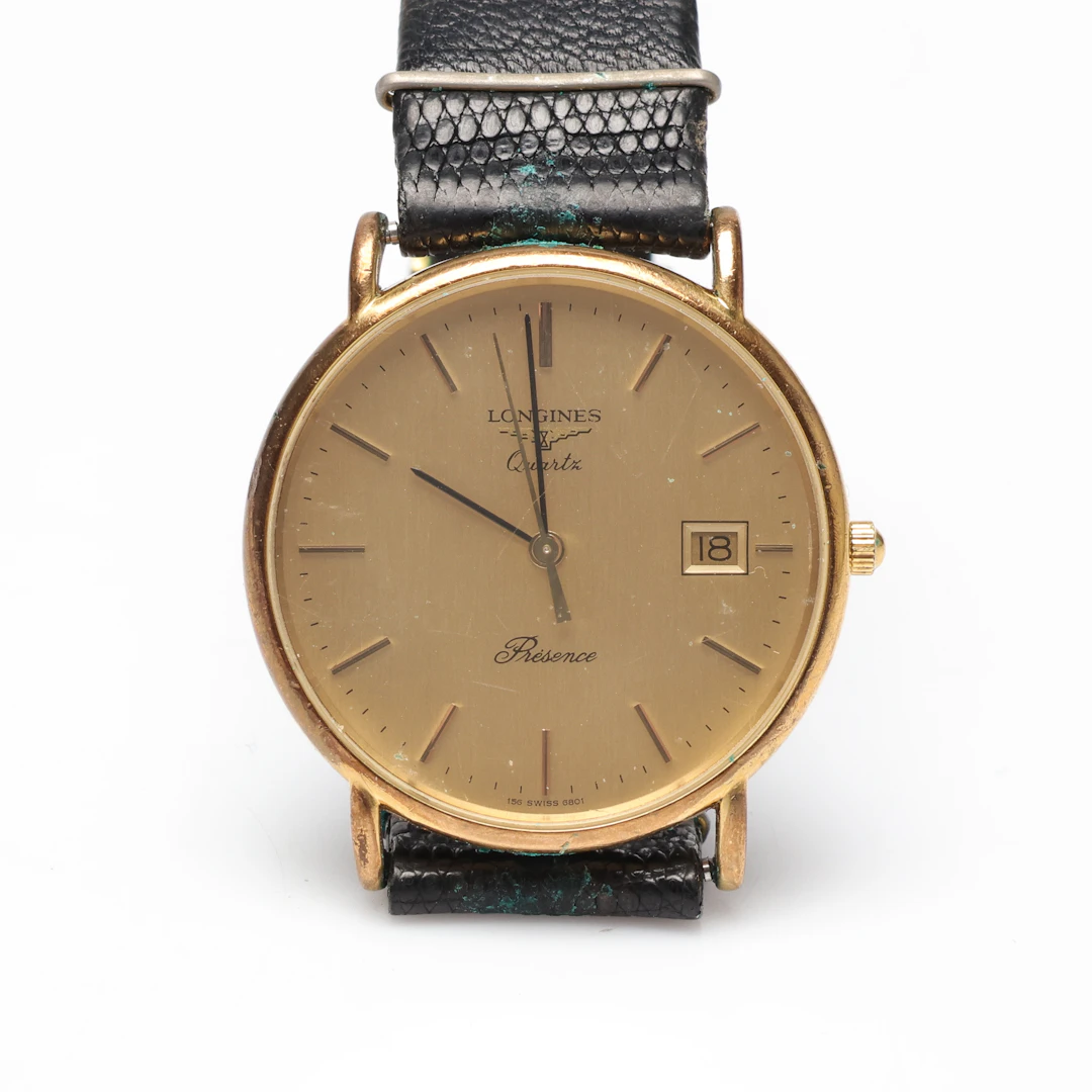 LONGINES. ARMBANDSUR, Herr, Presence, quartz, guld på stål.