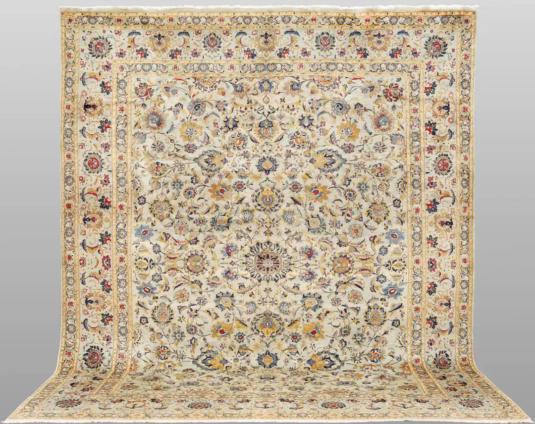 ORIENTMATTA. Äldre Keshan, abrasher från tillverkning, 400 x 302 cm.