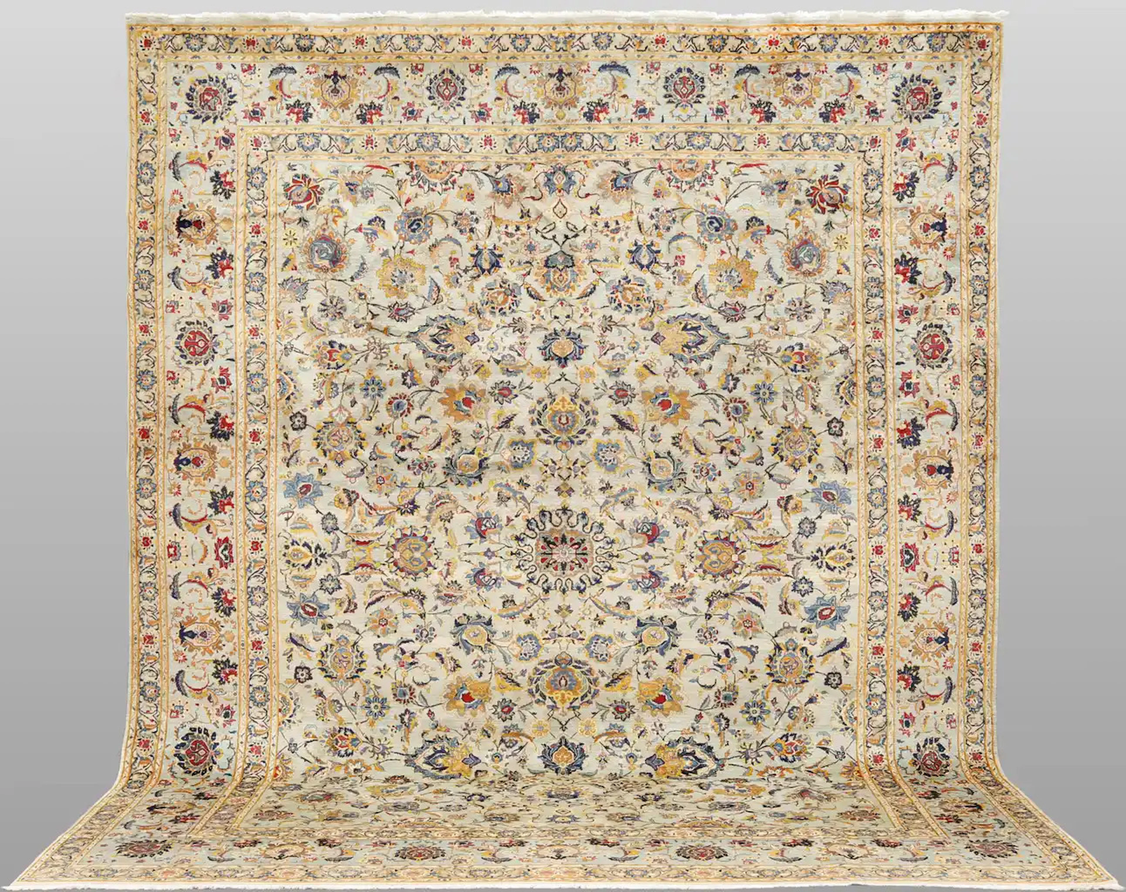 ORIENTMATTA. Äldre Keshan, abrasher från tillverkning, 400 x 302 cm.