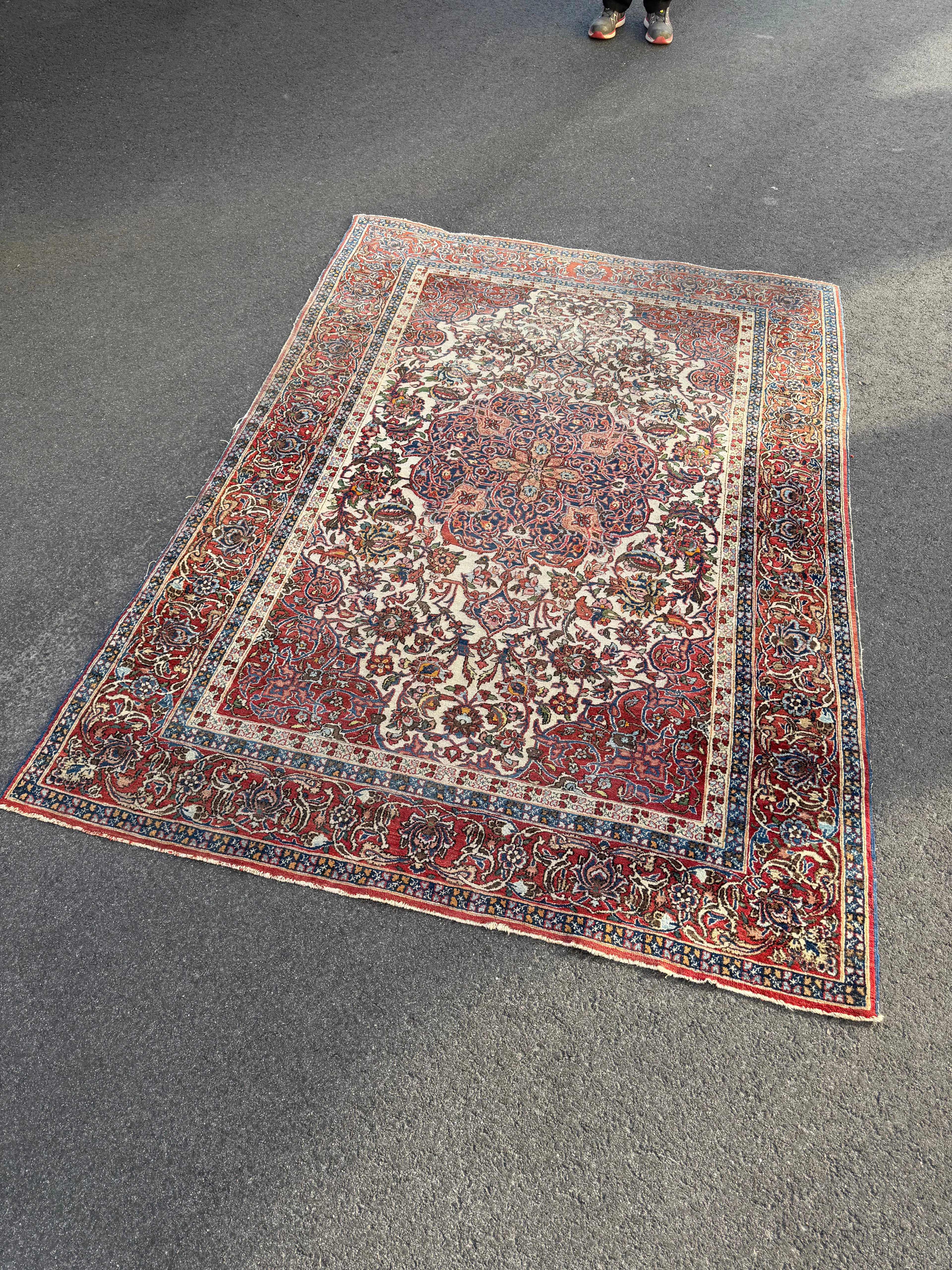 MATTA, orientalisk, ca 143x202 cm.
