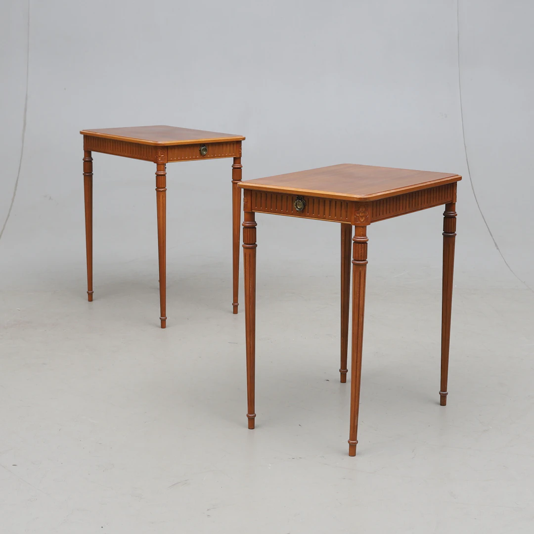 SIDOBORD, 1 par, gustaviansk stil, Sundlings, Tranås, 1900-tal.