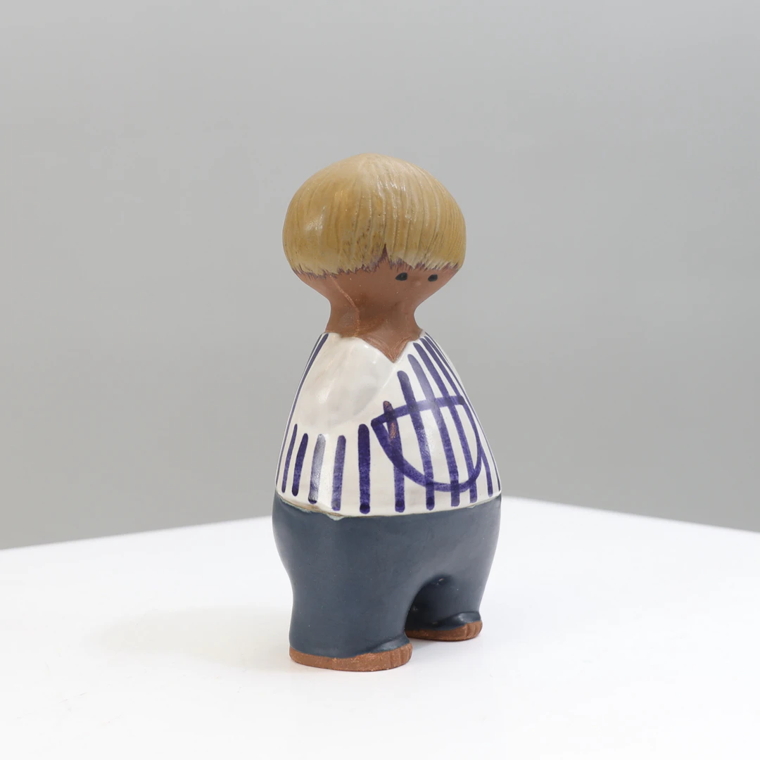 LISA LARSON. Figurin, stengods, "Malin", Gustavsberg, signerad.