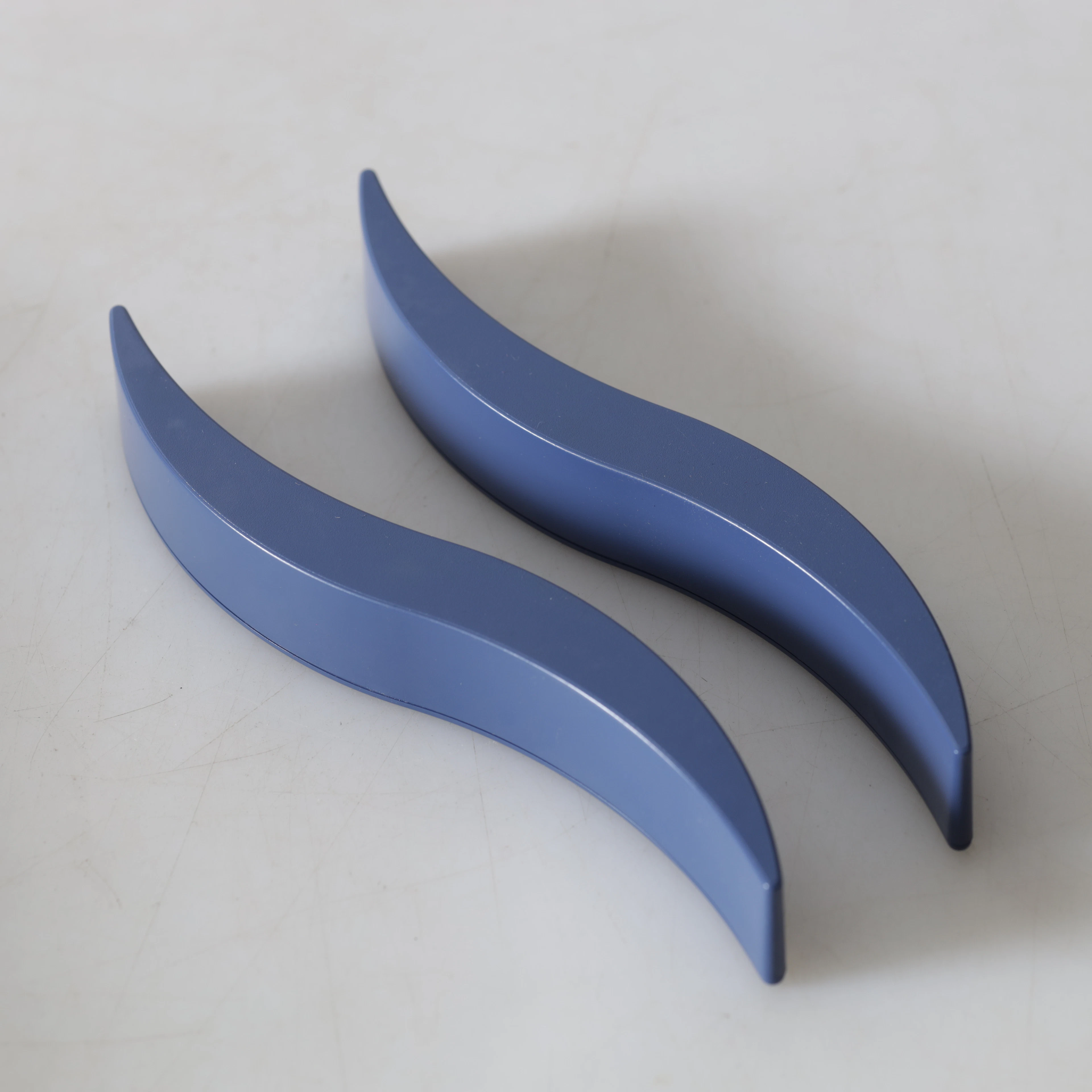 HELLE DAMKJAER. Grytunderlägg, 2. delar, "Trivet", Royal Copenhagen, samtida.