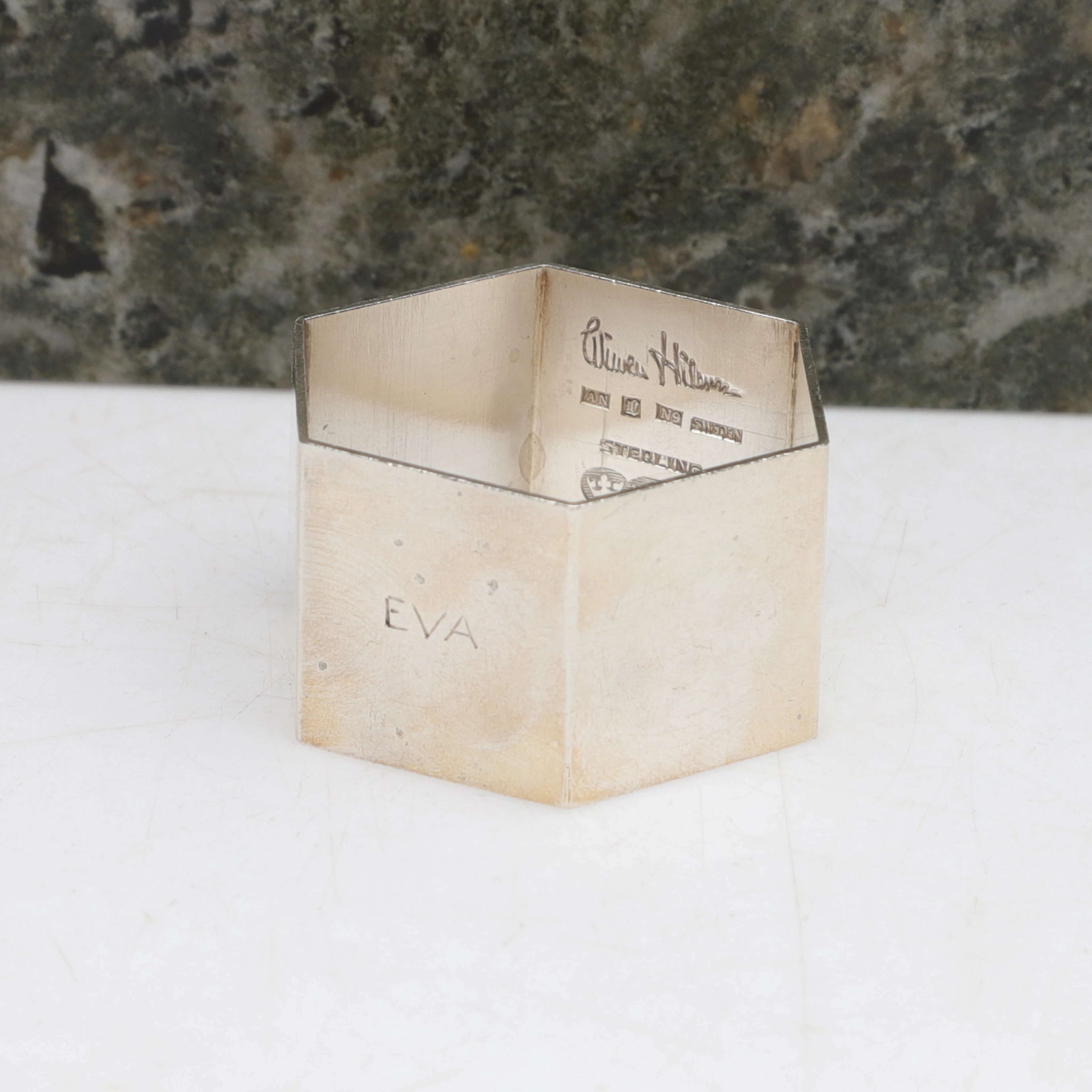 WIWEN NILSSON. Servettring, silver, hexagonal, Lund, 1963.