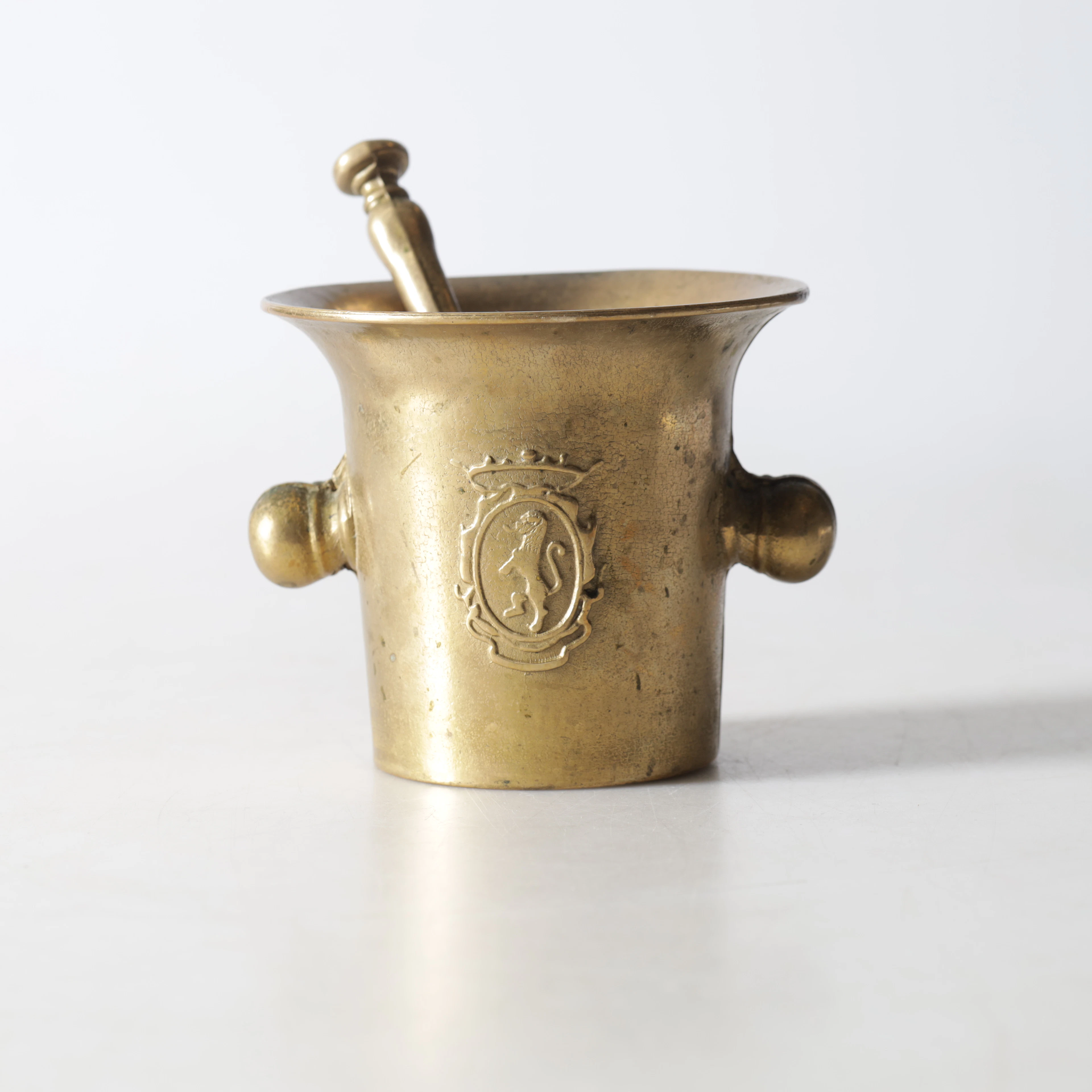 MORTEL, med stöt, mässing, 1900-tal.