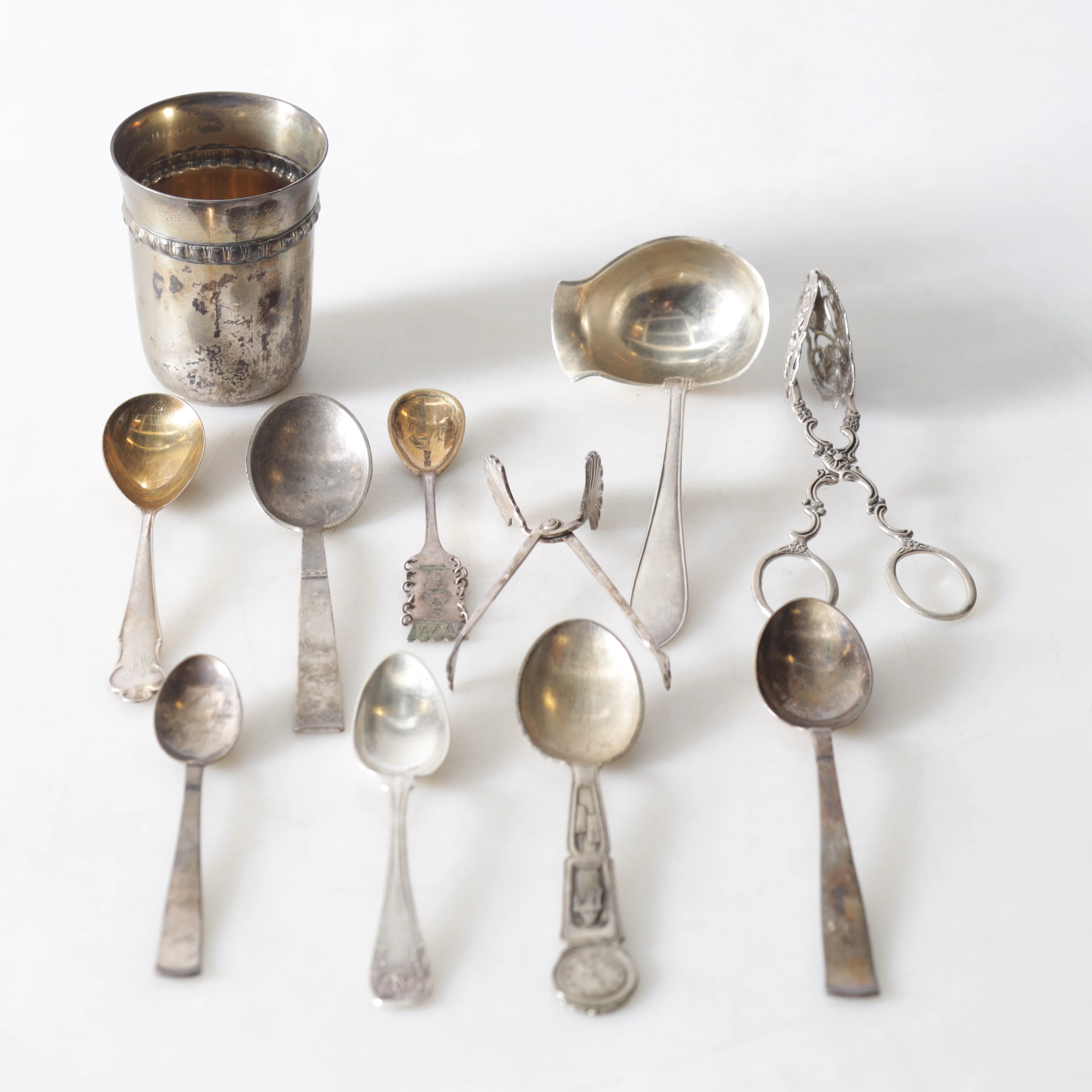 BESTICK & POKAL, 11 delar, silver. Totalvikt ca 315,4 gram.