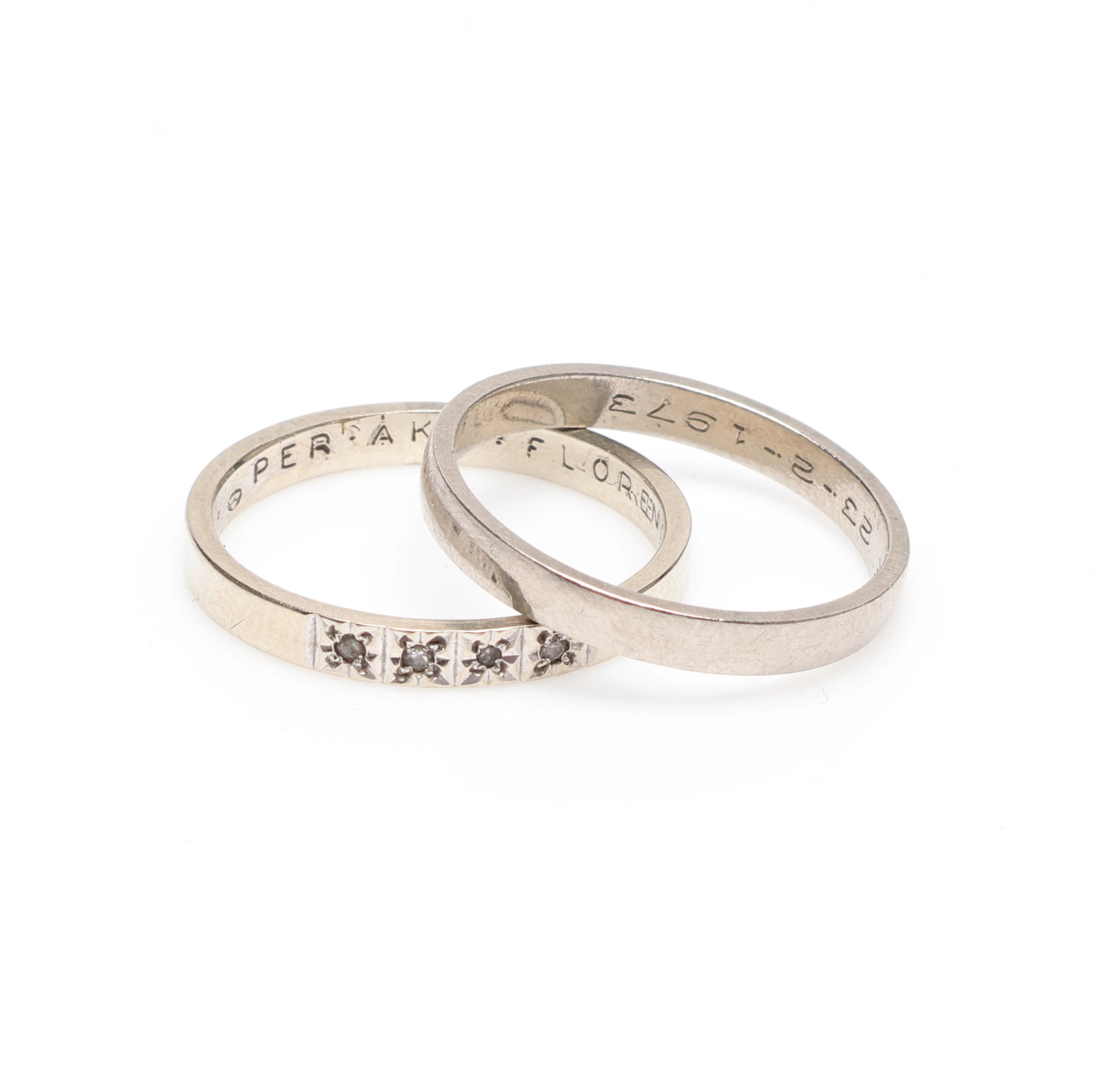 RINGAR, vitguld, 18k, ca 4,4 gram.