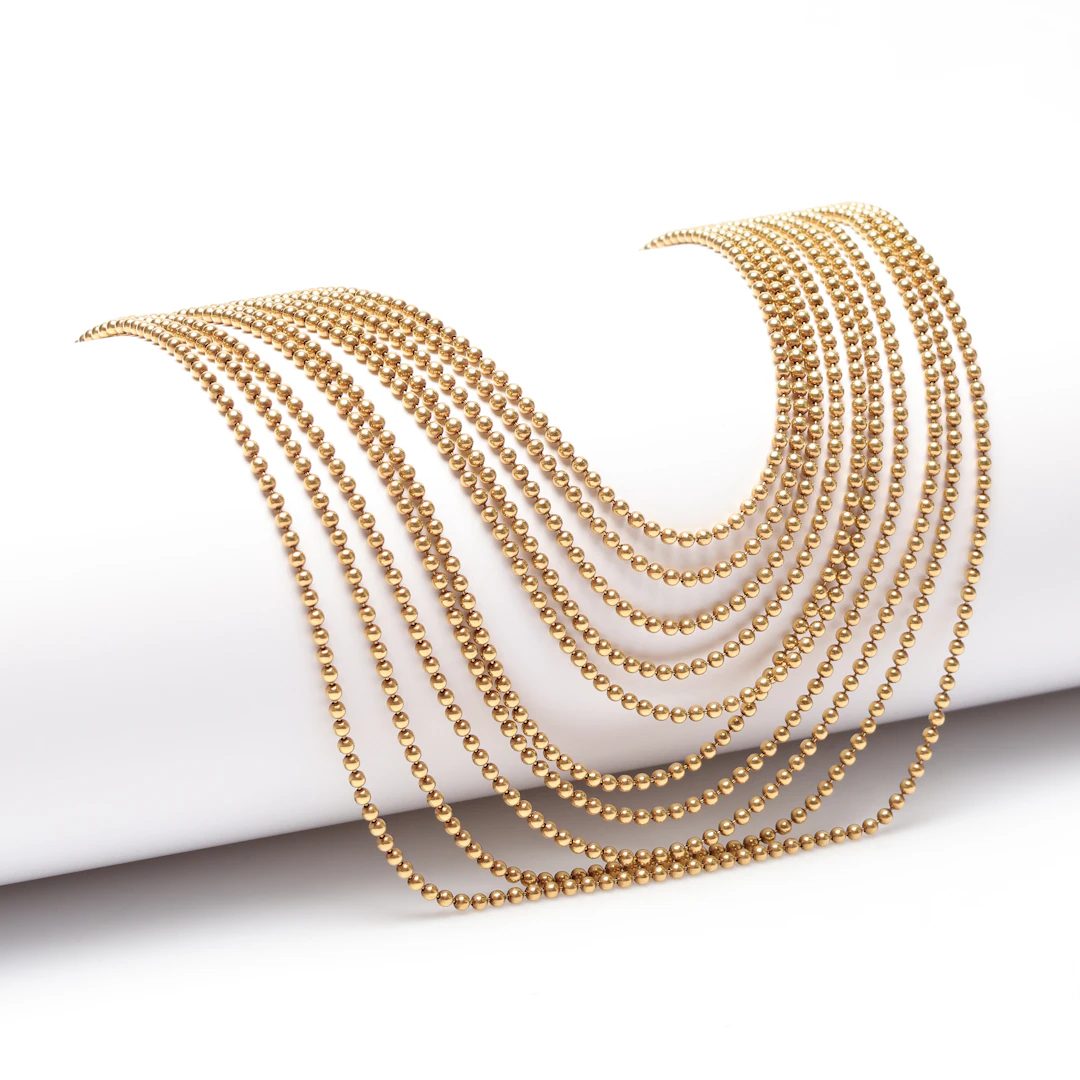 CARTIER. COLLIER,'' Perruque'', flerradigt, 18k guld, ca 97 g, 2007.