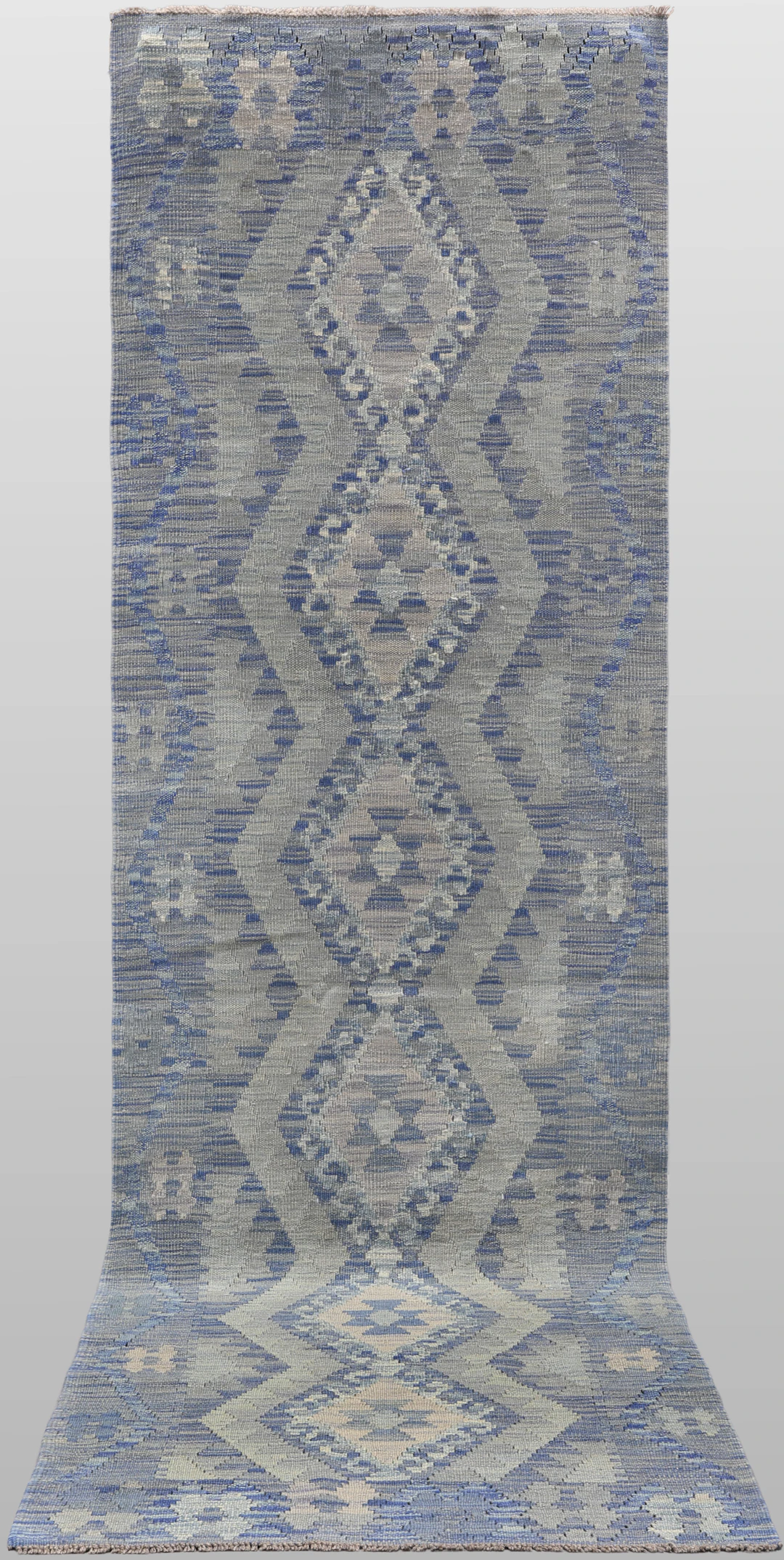 ORIENTMATTA. Kelim klassisk design, gallerimodell, 300 x 81 cm.