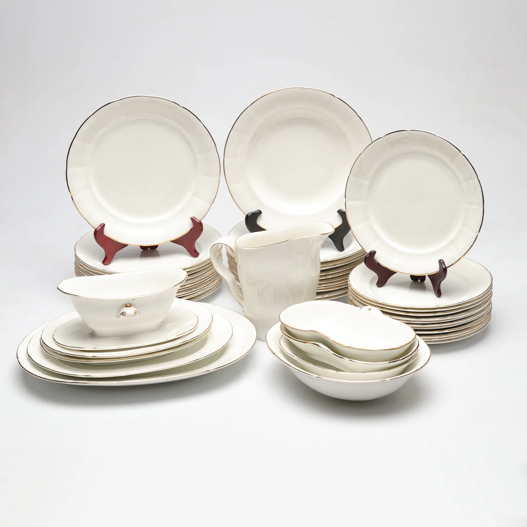 MATSERVIS, 46 delar, benporslin, Gustavsberg, 1900-talets mitt.