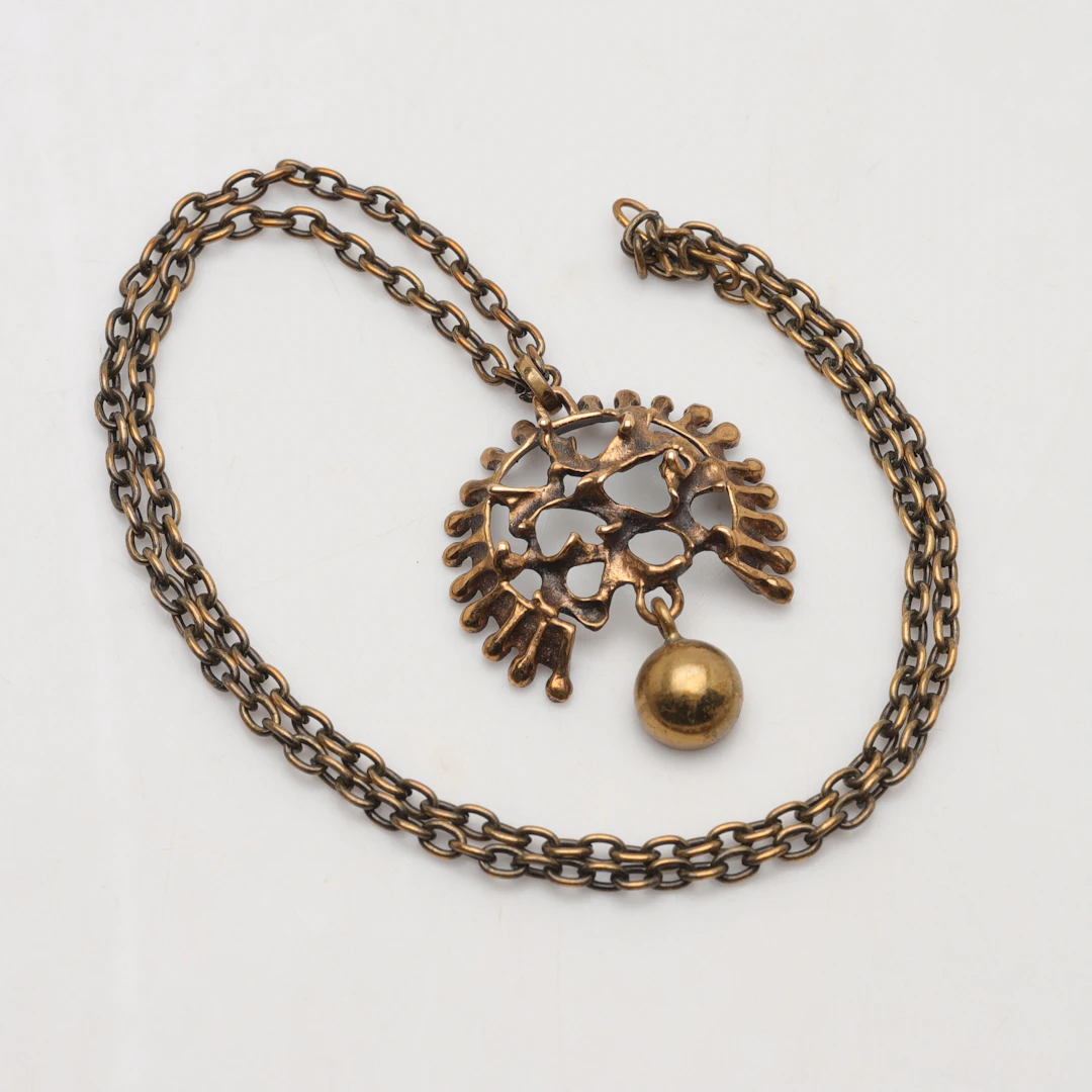 HANNU IKONEN. collier, brons, Finland, 1900-talets andra hälft.