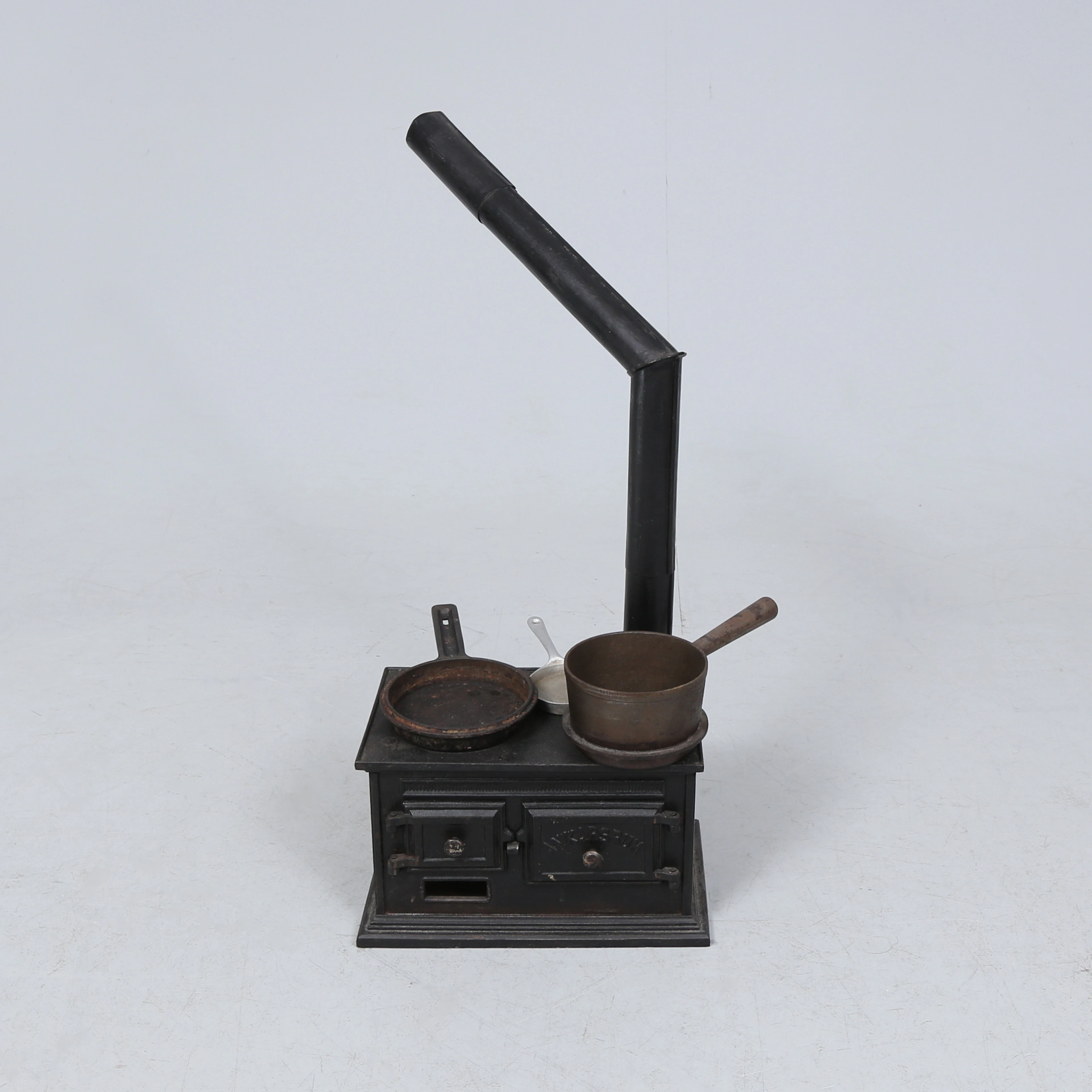 BARNSPIS, gjutjärn, med tillbehör, Ankarsrum, 1900-tal.