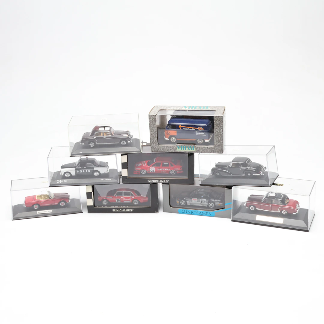MODELLBILAR, 9 st, bl.a. Minichamps.