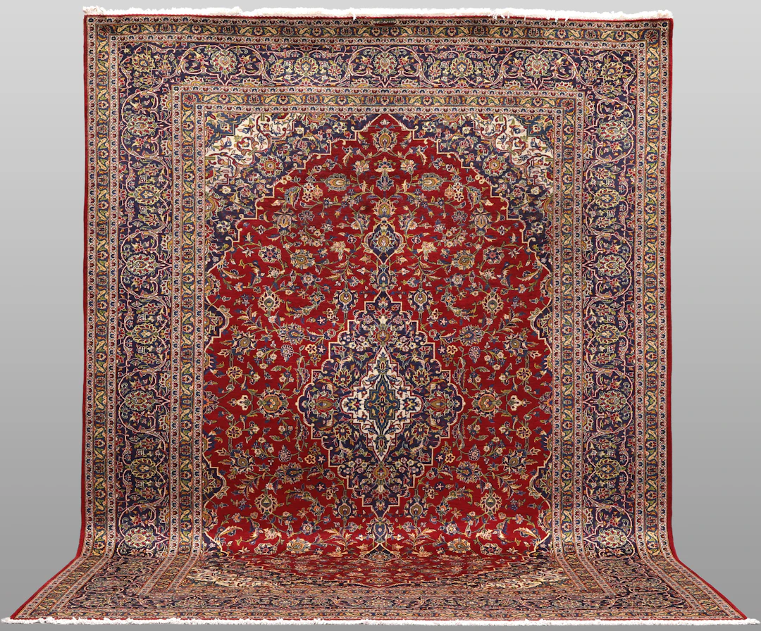 ORIENTMATTA. Keshan signerad, 400 x 302 cm.